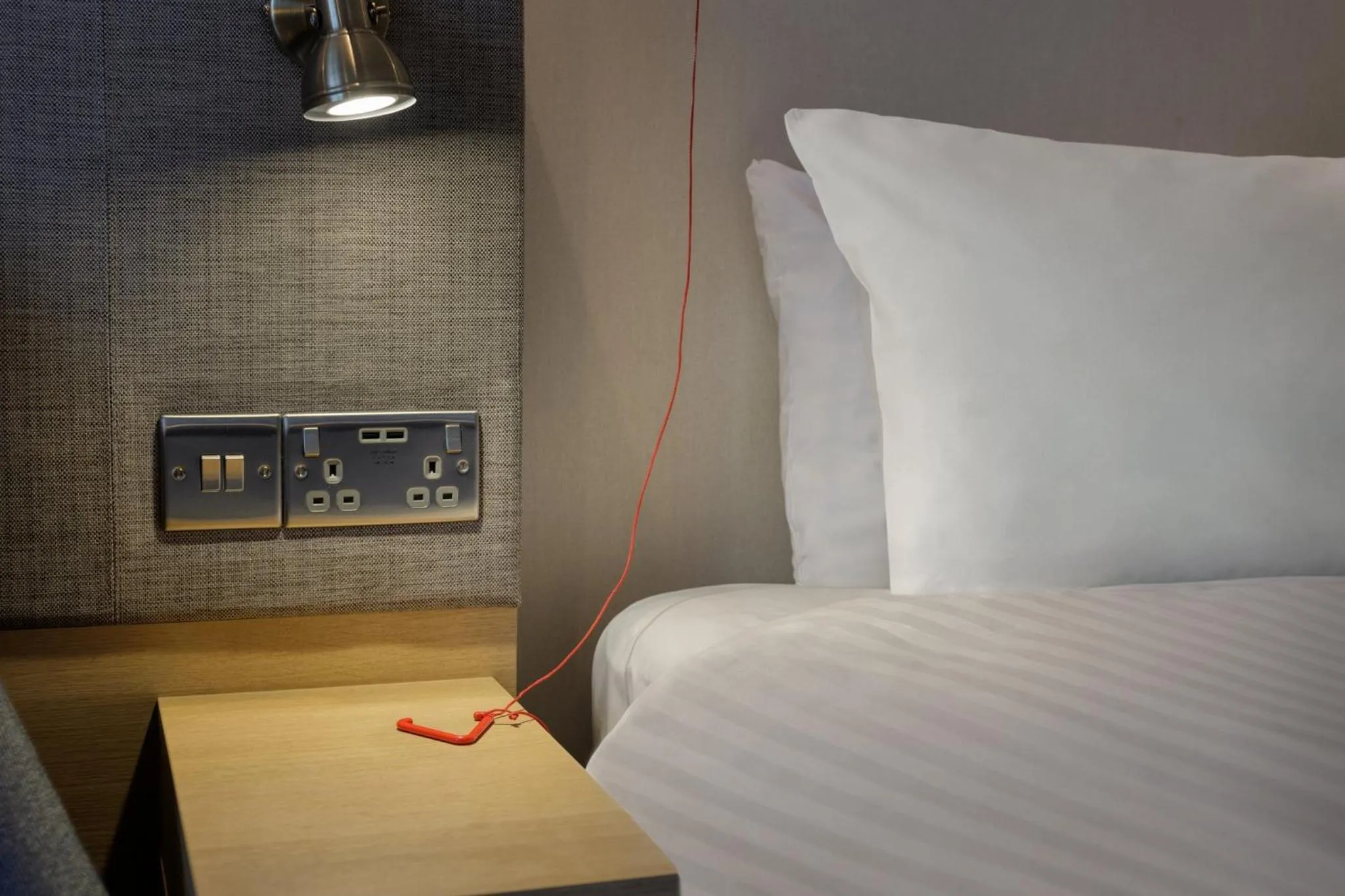 Photo of the whole room, Bed in Holiday Inn Mansfield Alfreton M1 Jct 28 by IHG