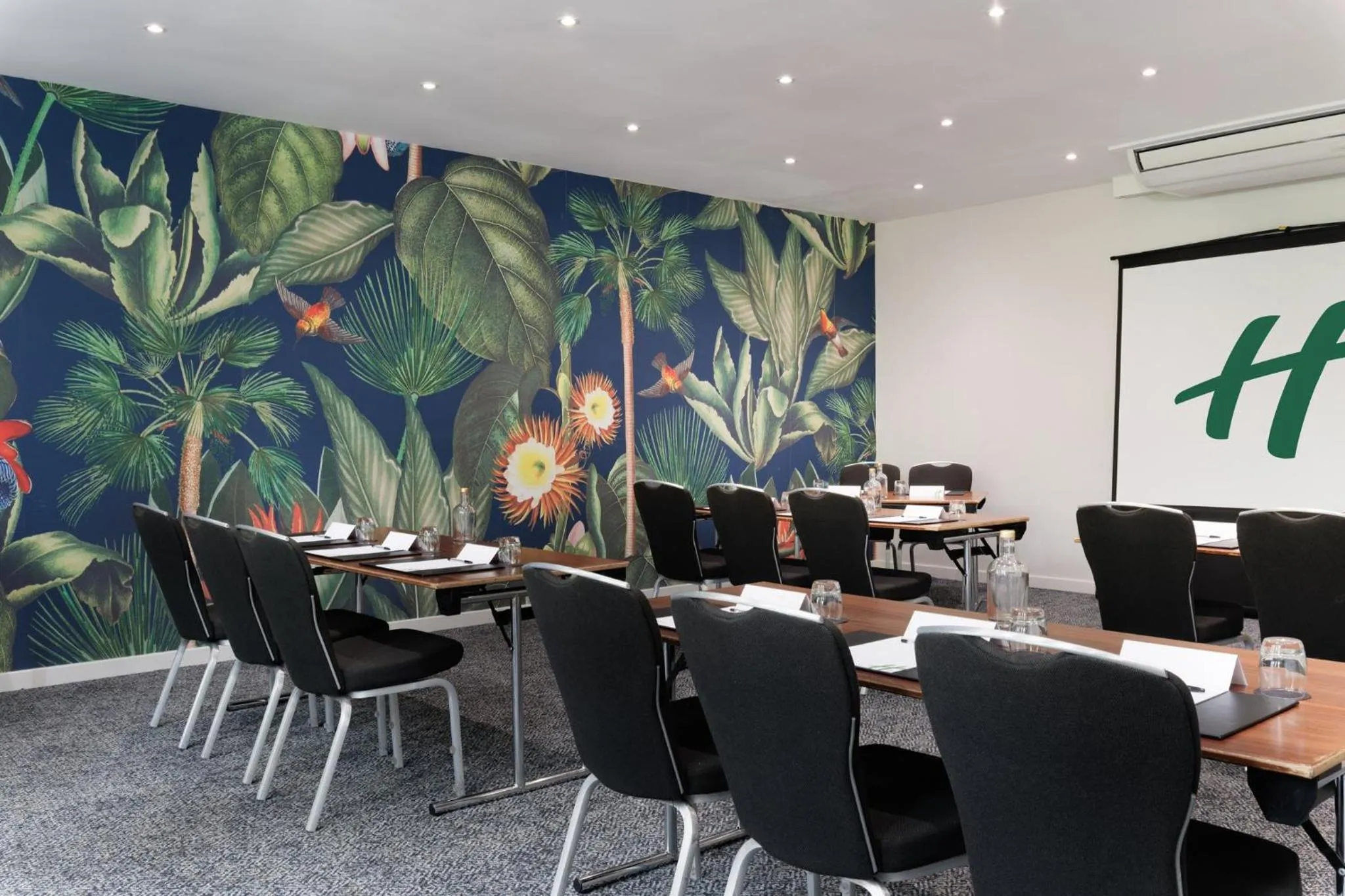 Meeting/conference room in Holiday Inn Mansfield Alfreton M1 Jct 28 by IHG