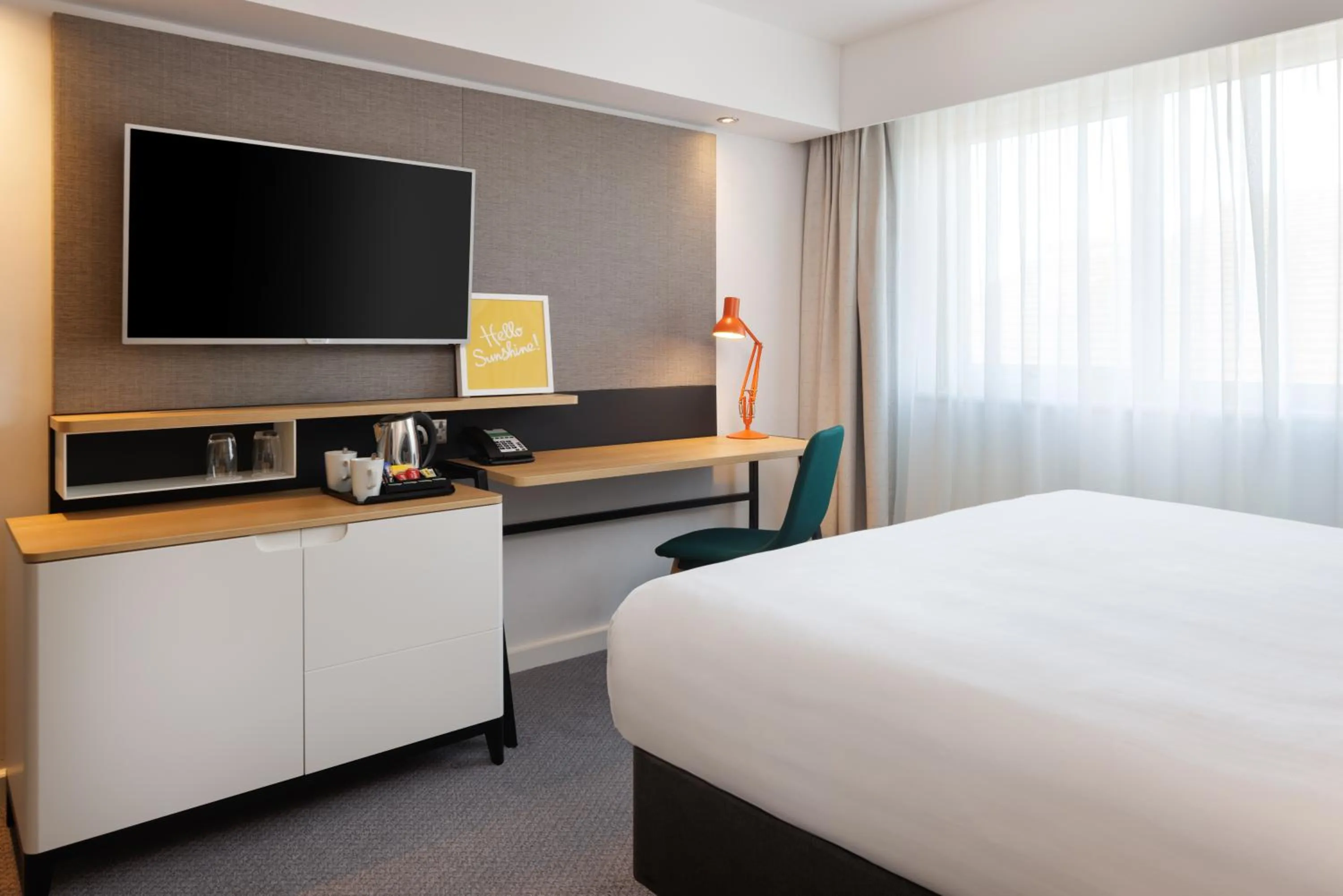 Bed in Holiday Inn Mansfield Alfreton M1 Jct 28 by IHG