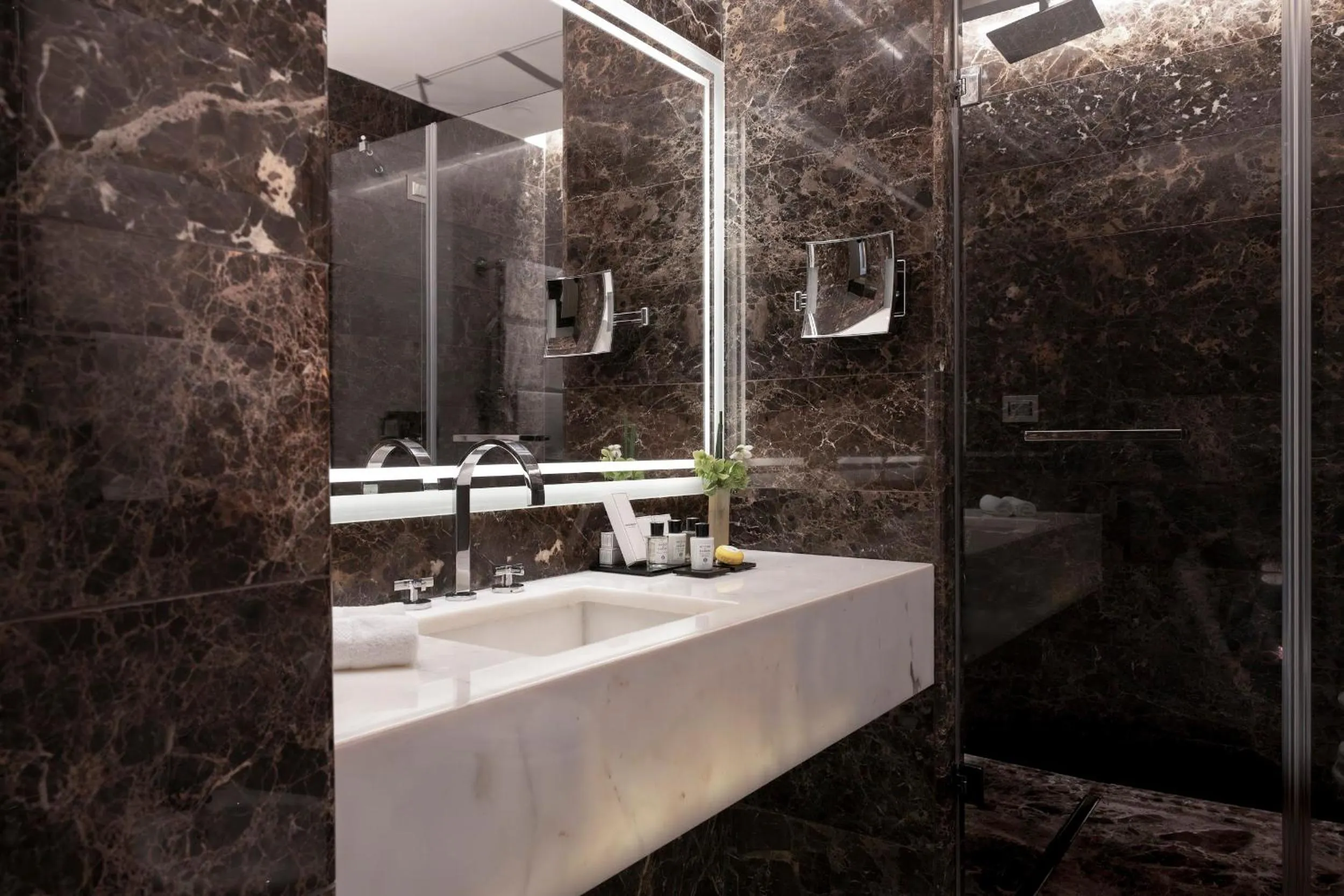 Shower in The First Arte - Preferred Hotels & Resorts