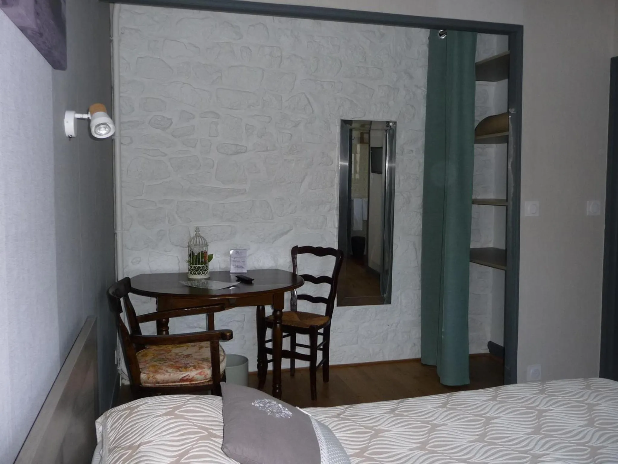 Superior Double Room in Logis Hotel et restaurant Auberge Le Ratelier