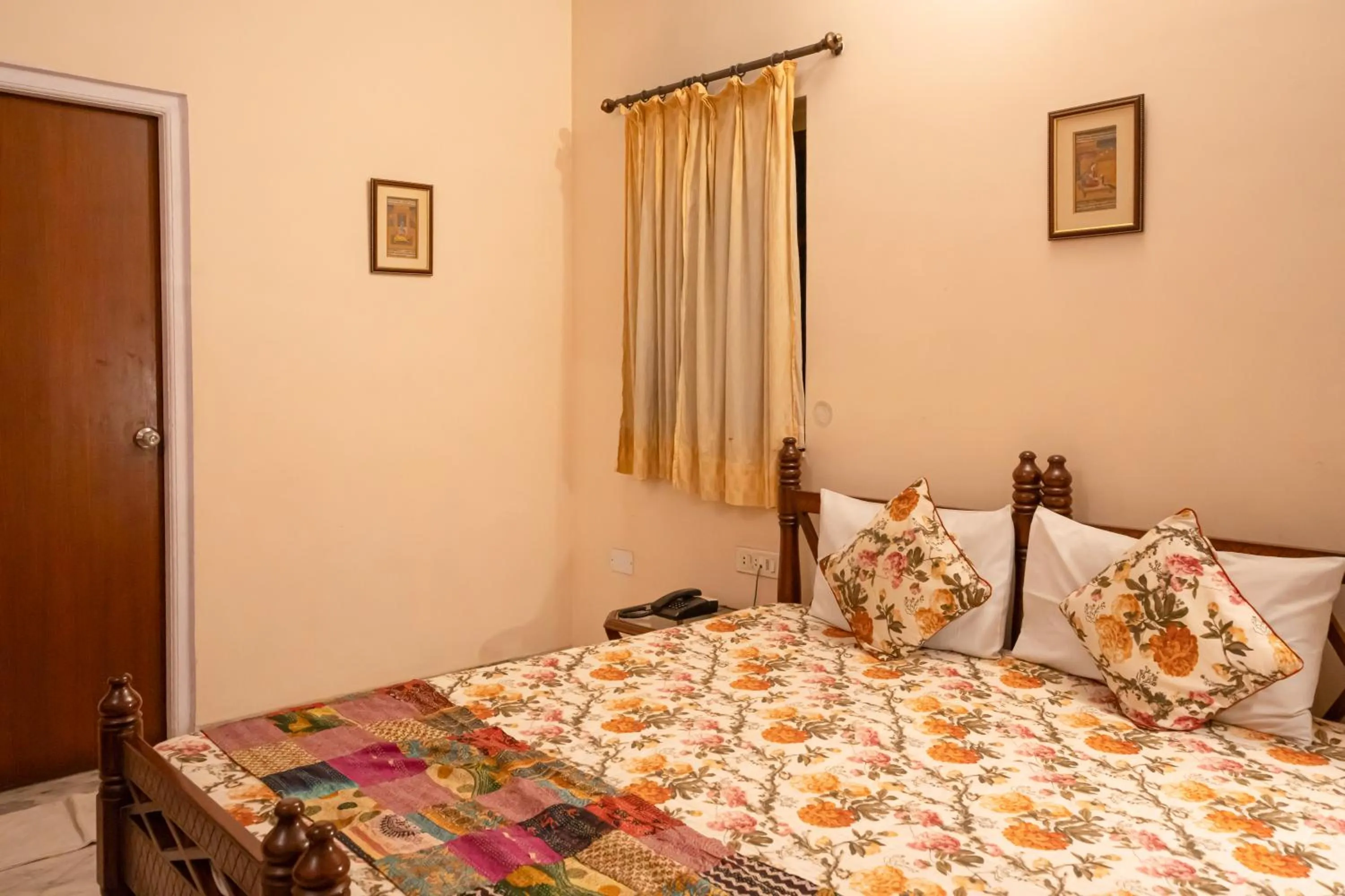 Bed in Anuraag Villa