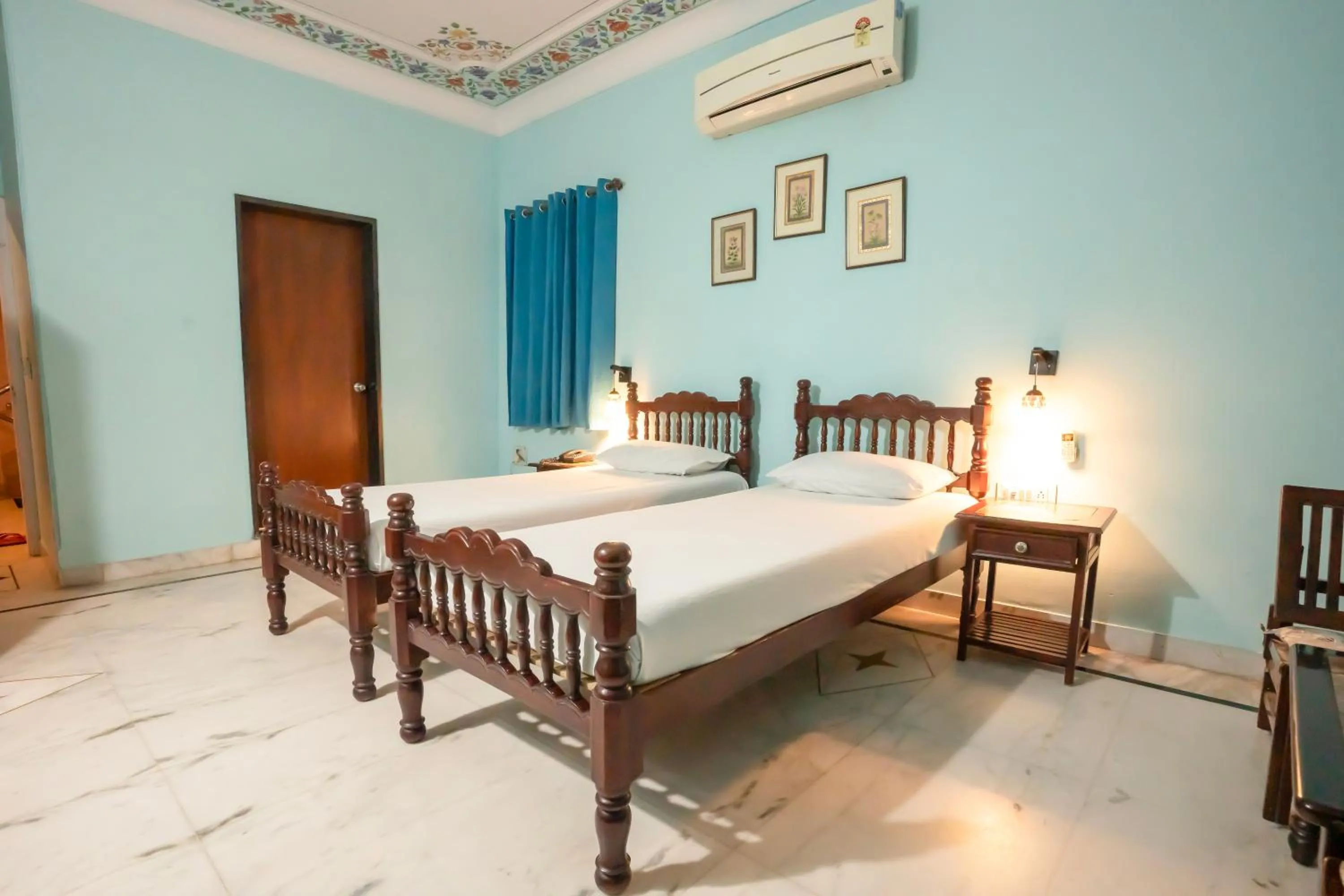Bedroom, Bed in Anuraag Villa