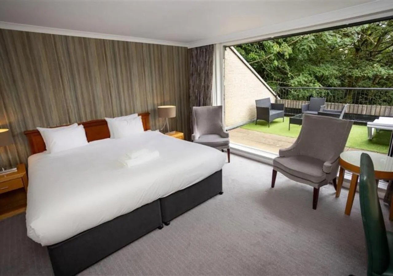 Bed in Mercure Sheffield Kenwood Hall & Spa