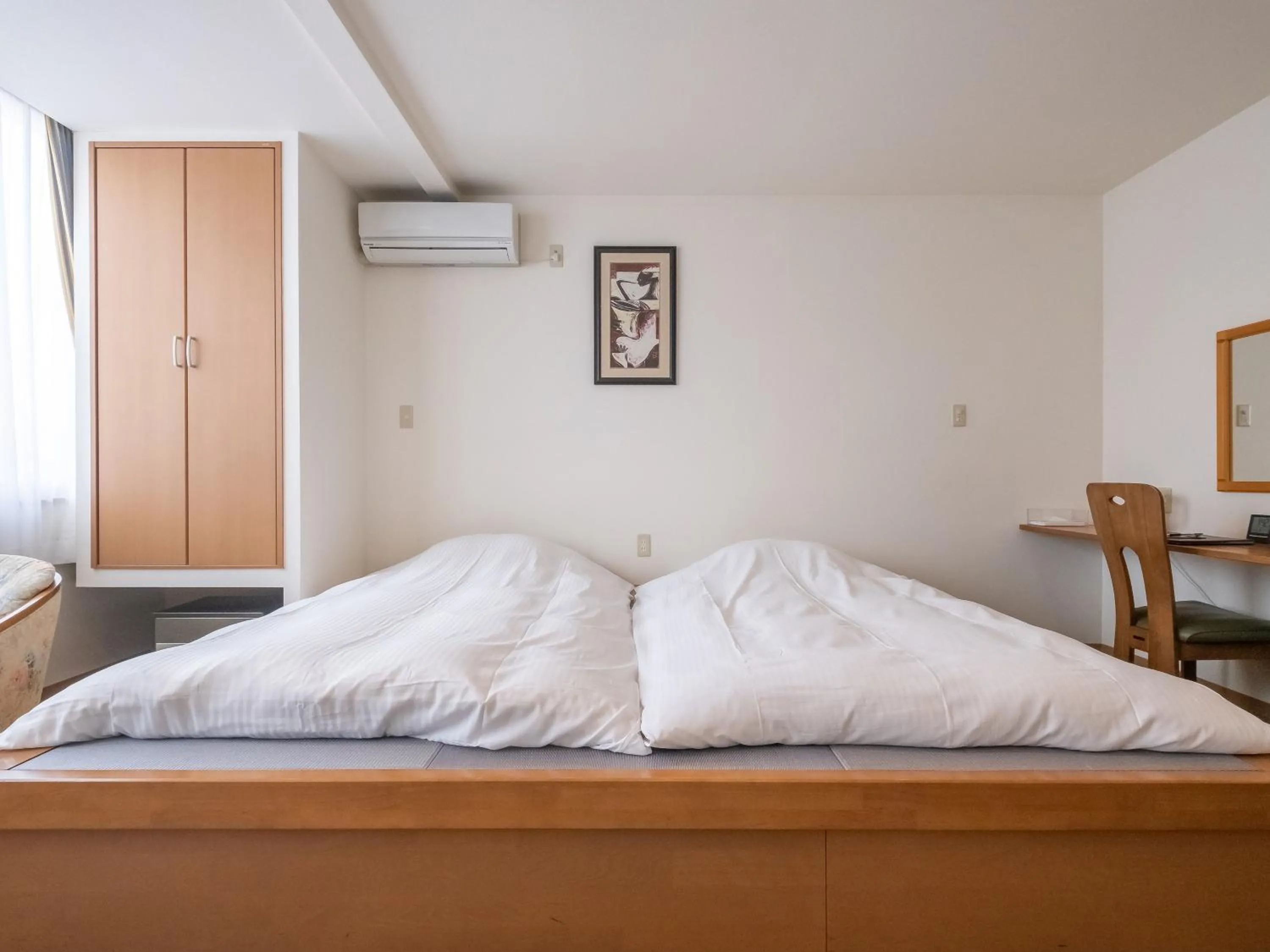 Photo of the whole room, Bed in HAKONE GORA ONSEN Hotel Kasansui