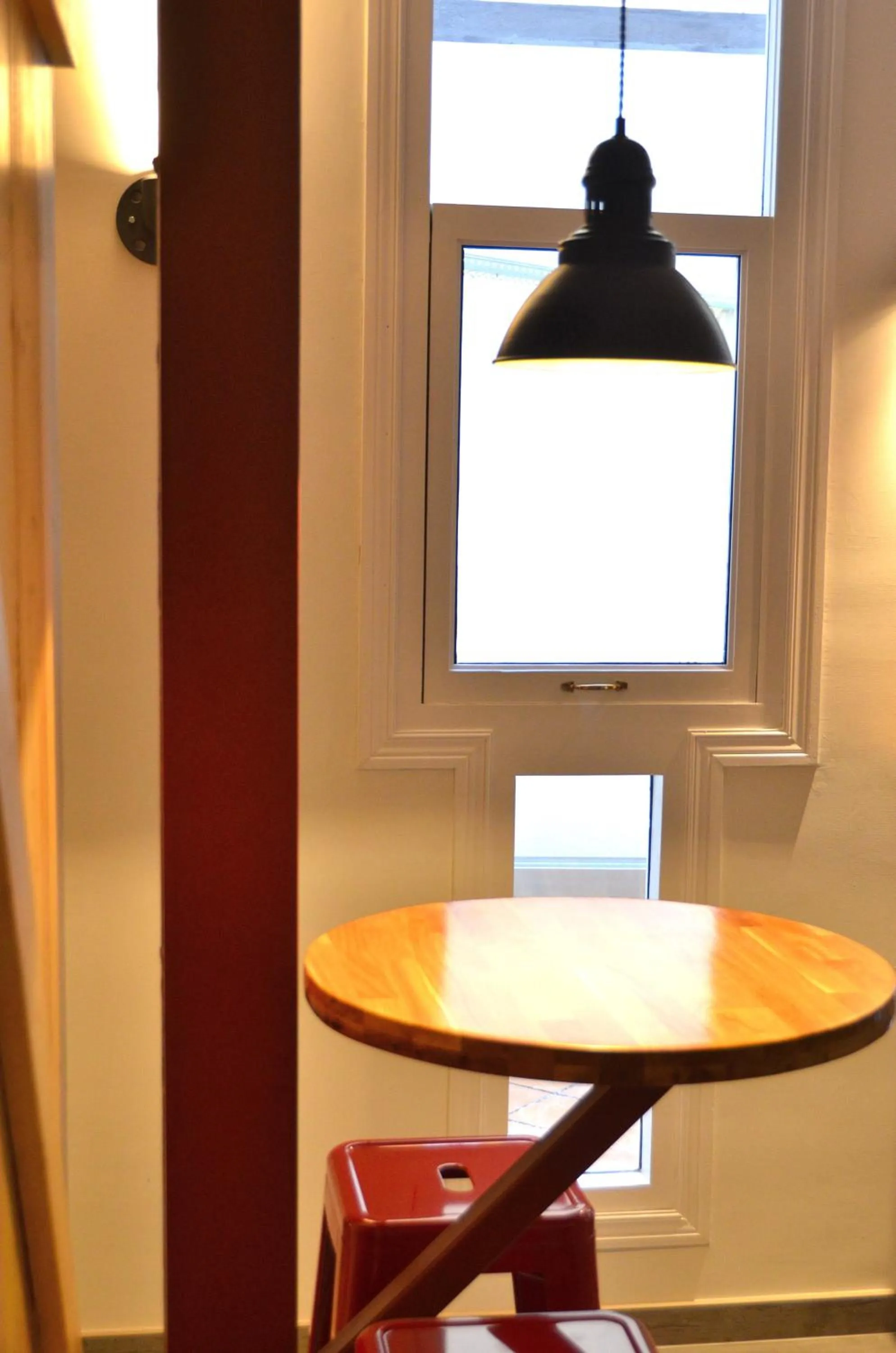 Library in Far Home Atocha