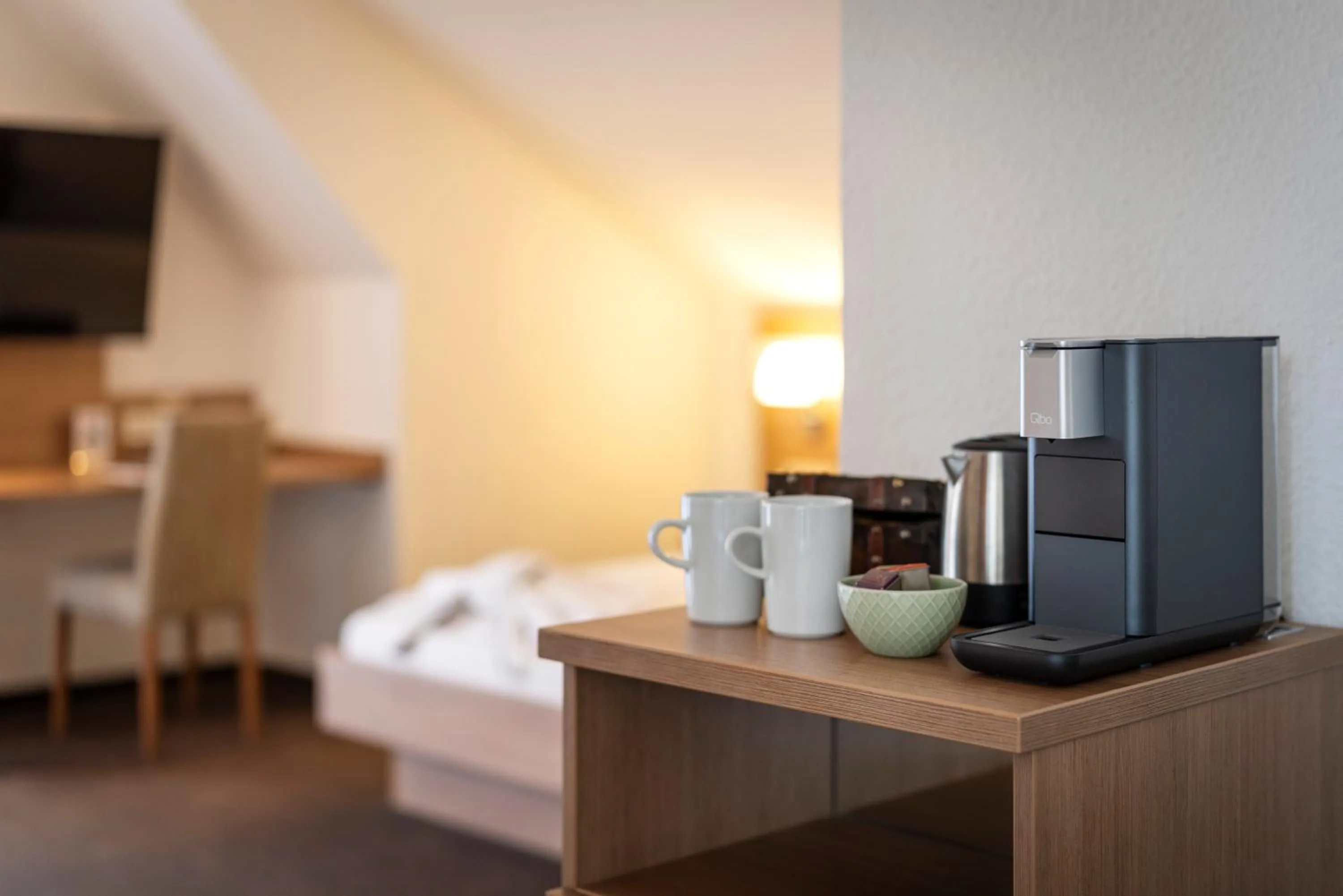 Coffee/tea facilities, Bed in Hotel Rössle Berneck