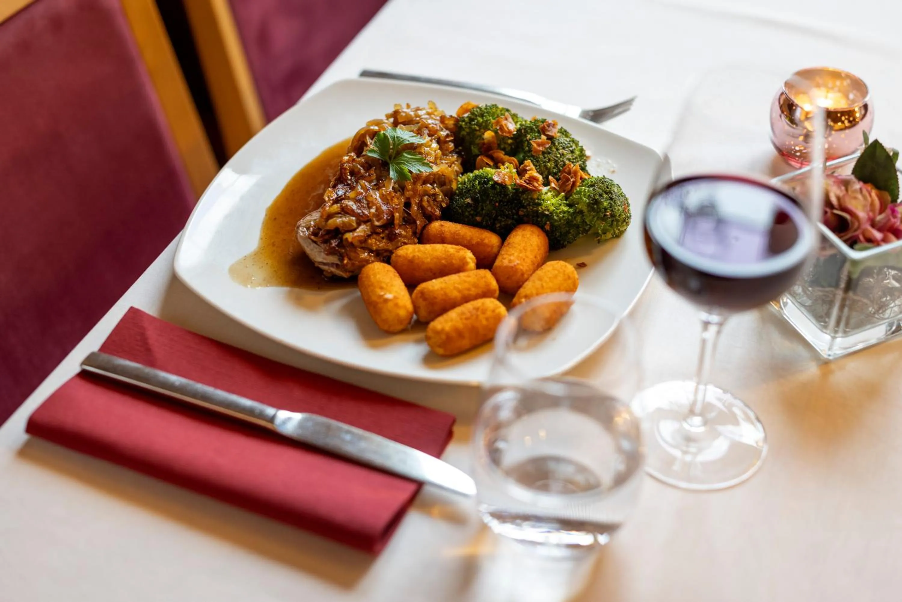 Food and drinks in Hotel Rössle Berneck