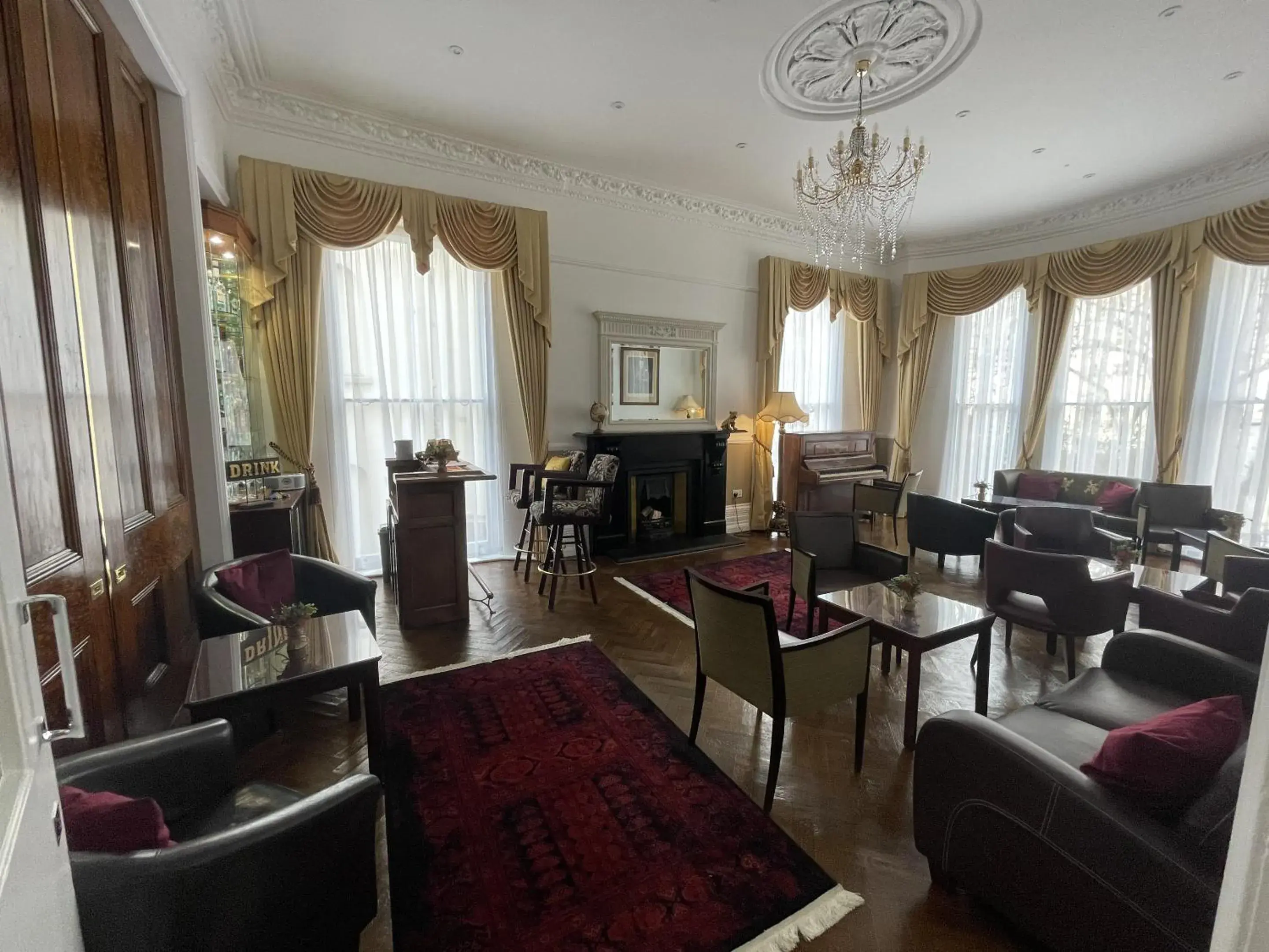 Lounge or bar in Ravna Gora Lounge or bar in Ravna Gora