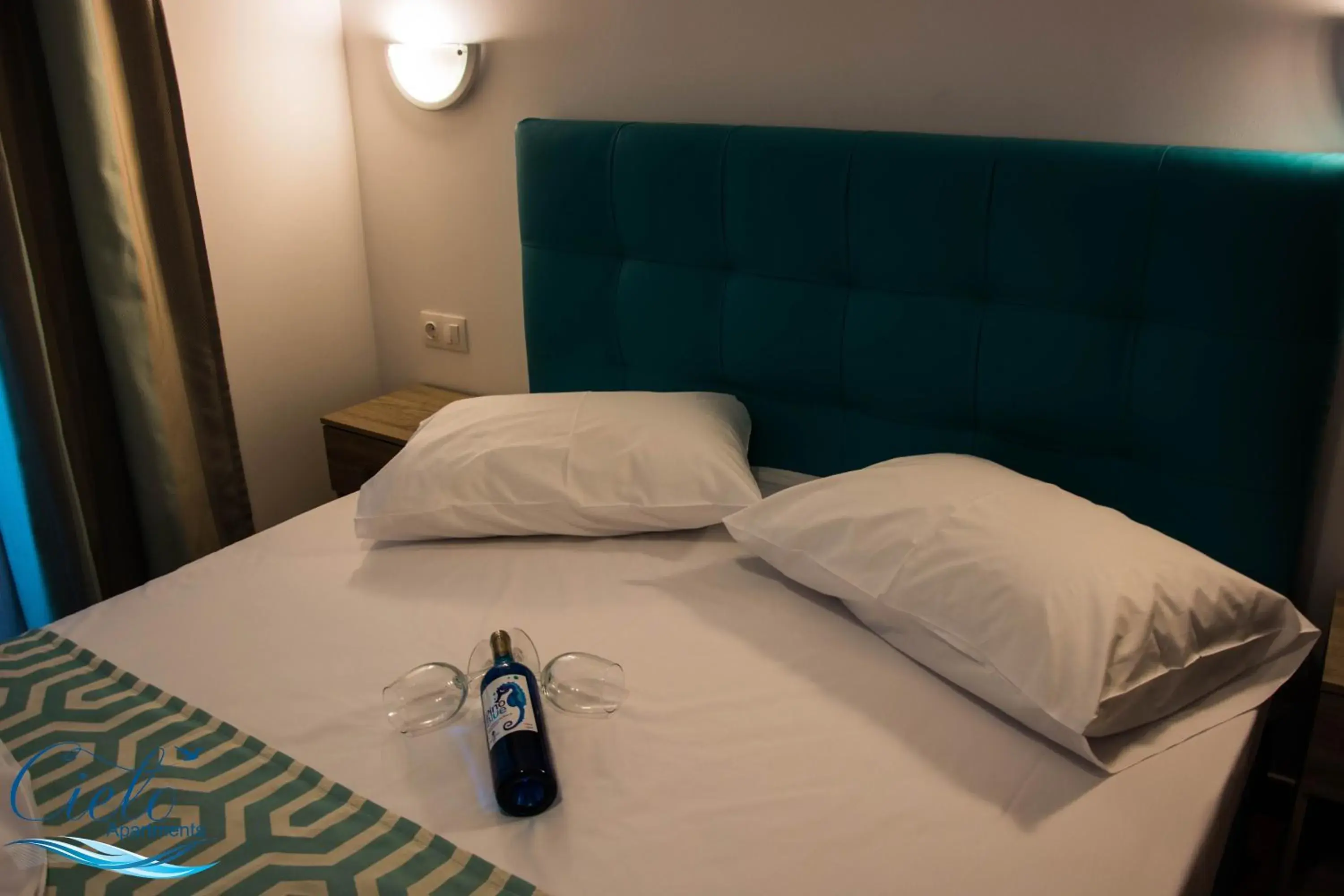 Family Room with Balcony in Cielo Apartments Family Room with Balcony in Cielo Apartments