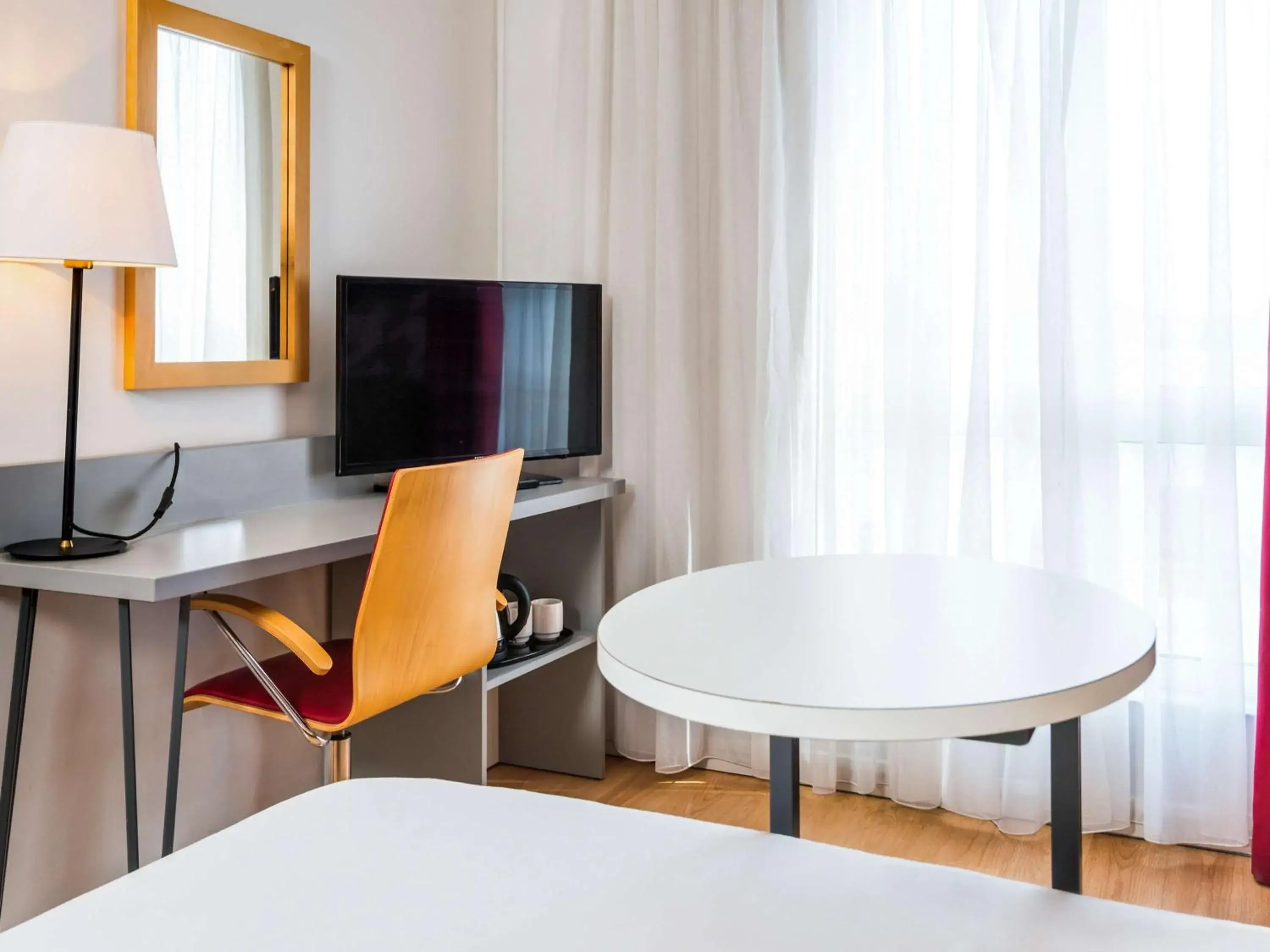 Photo of the whole room, Bed in ibis Styles Haydock Photo of the whole room, Bed in ibis Styles Haydock