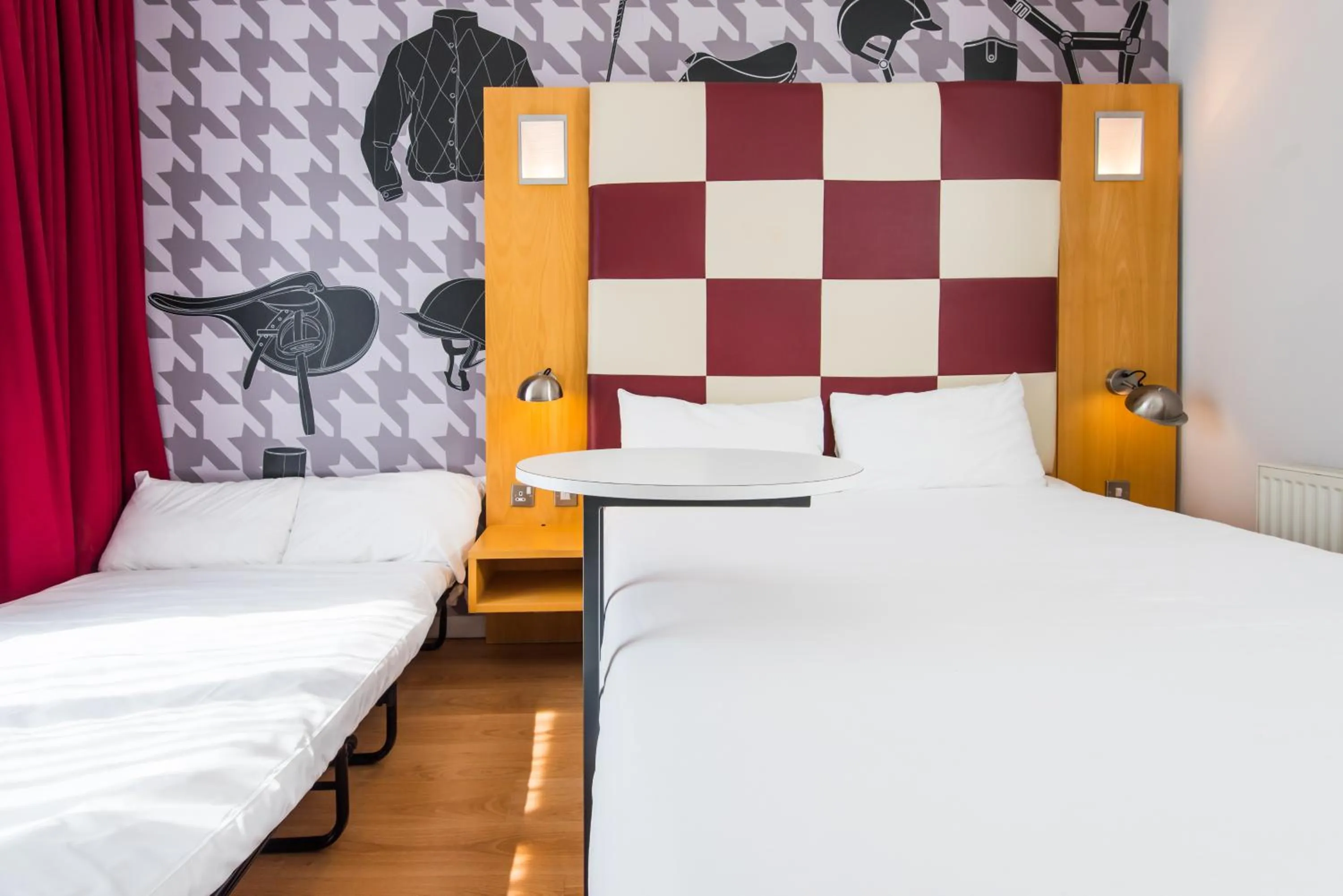 Bed in ibis Styles Haydock