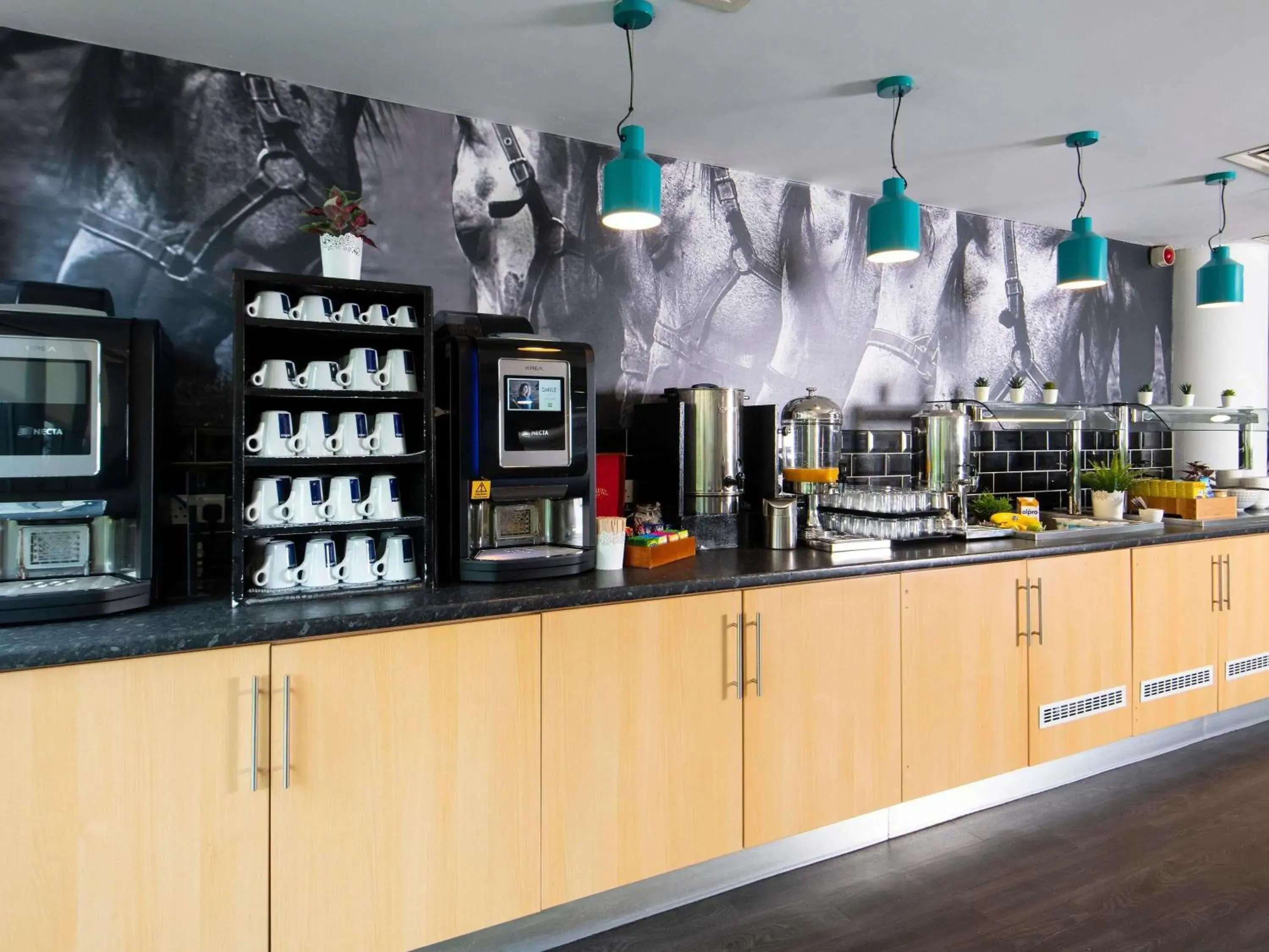 Restaurant/places to eat in ibis Styles Haydock Restaurant/places to eat in ibis Styles Haydock