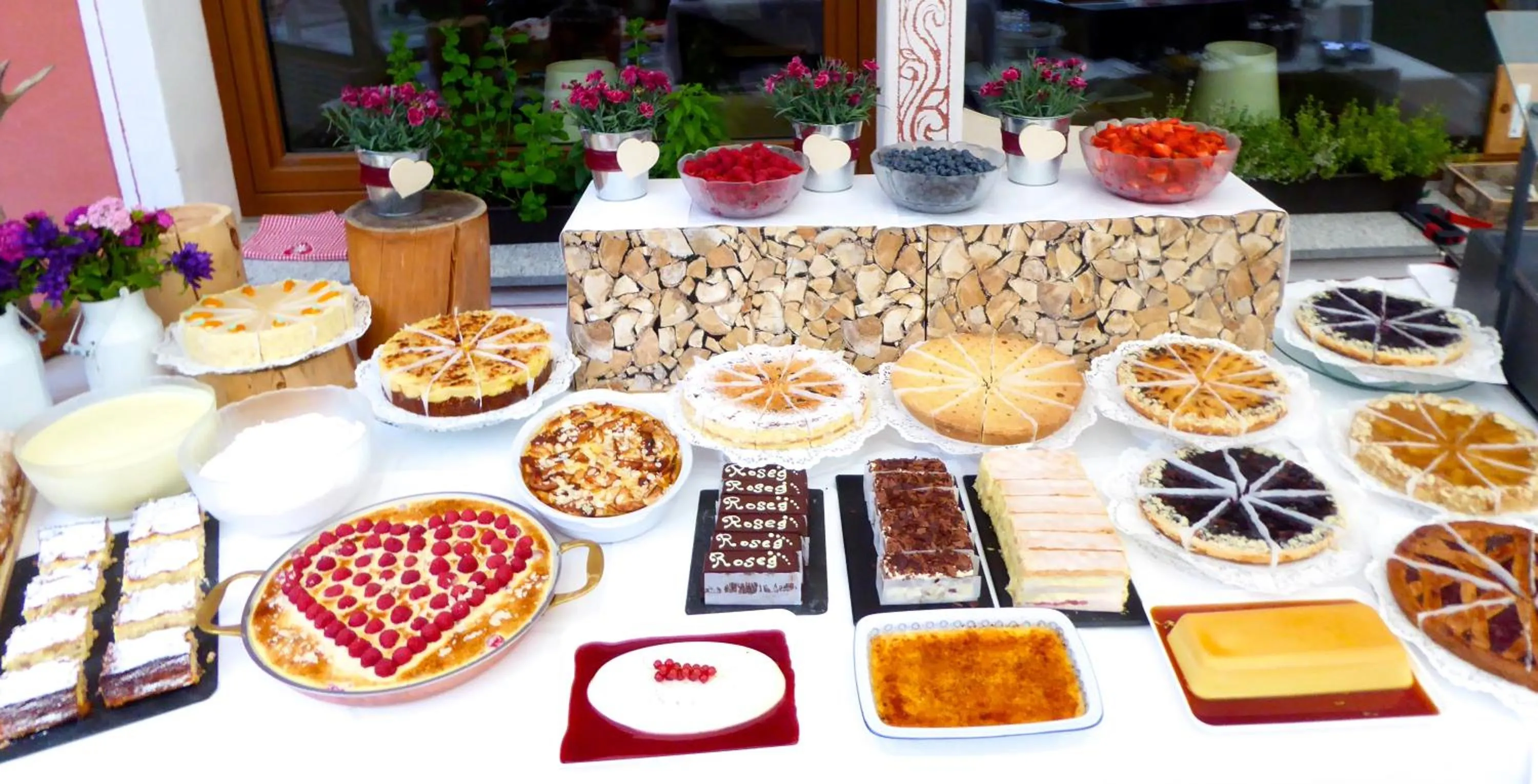 Food close-up in Hotel Roseg-Gletscher