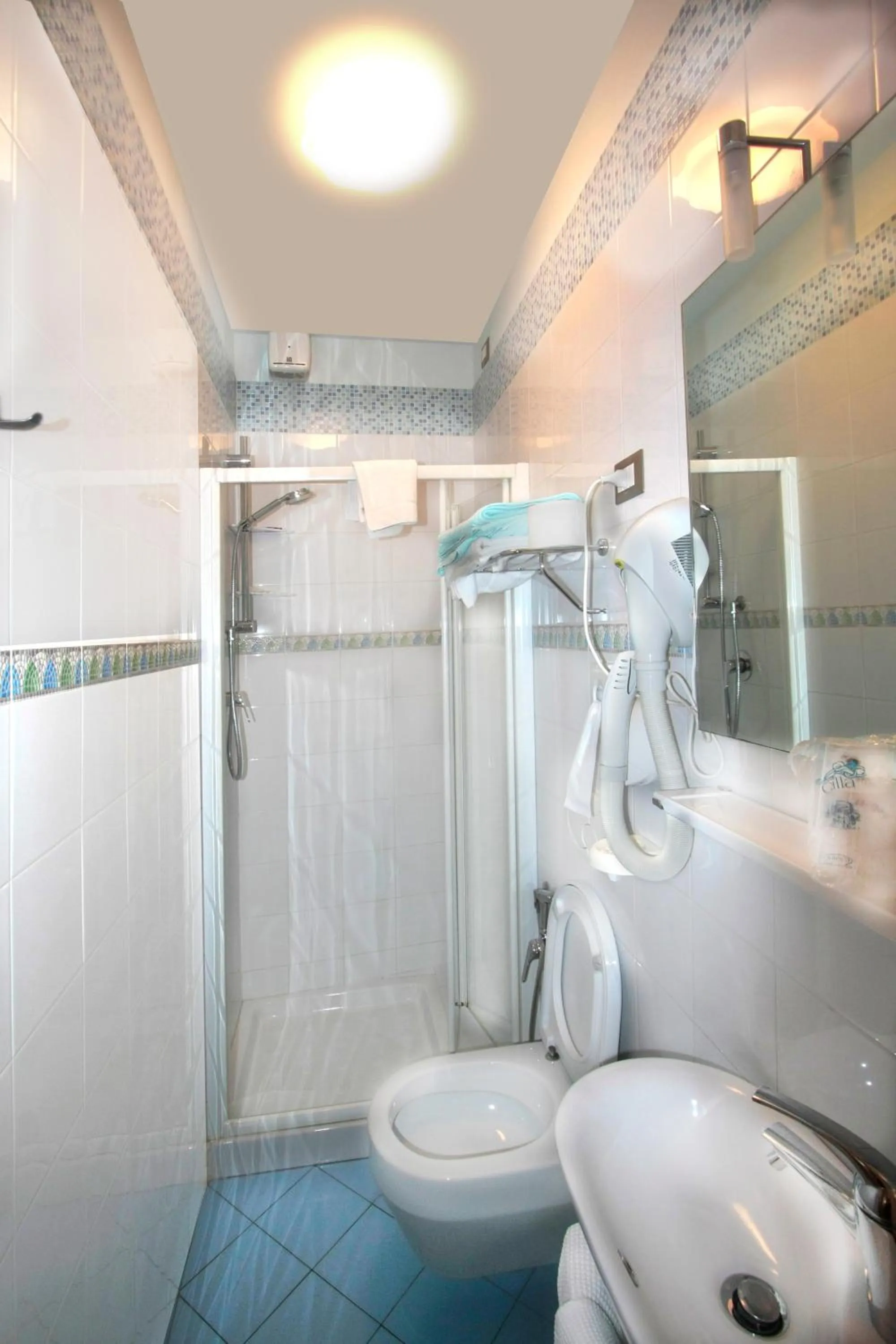 Bathroom in Hotel Centrale