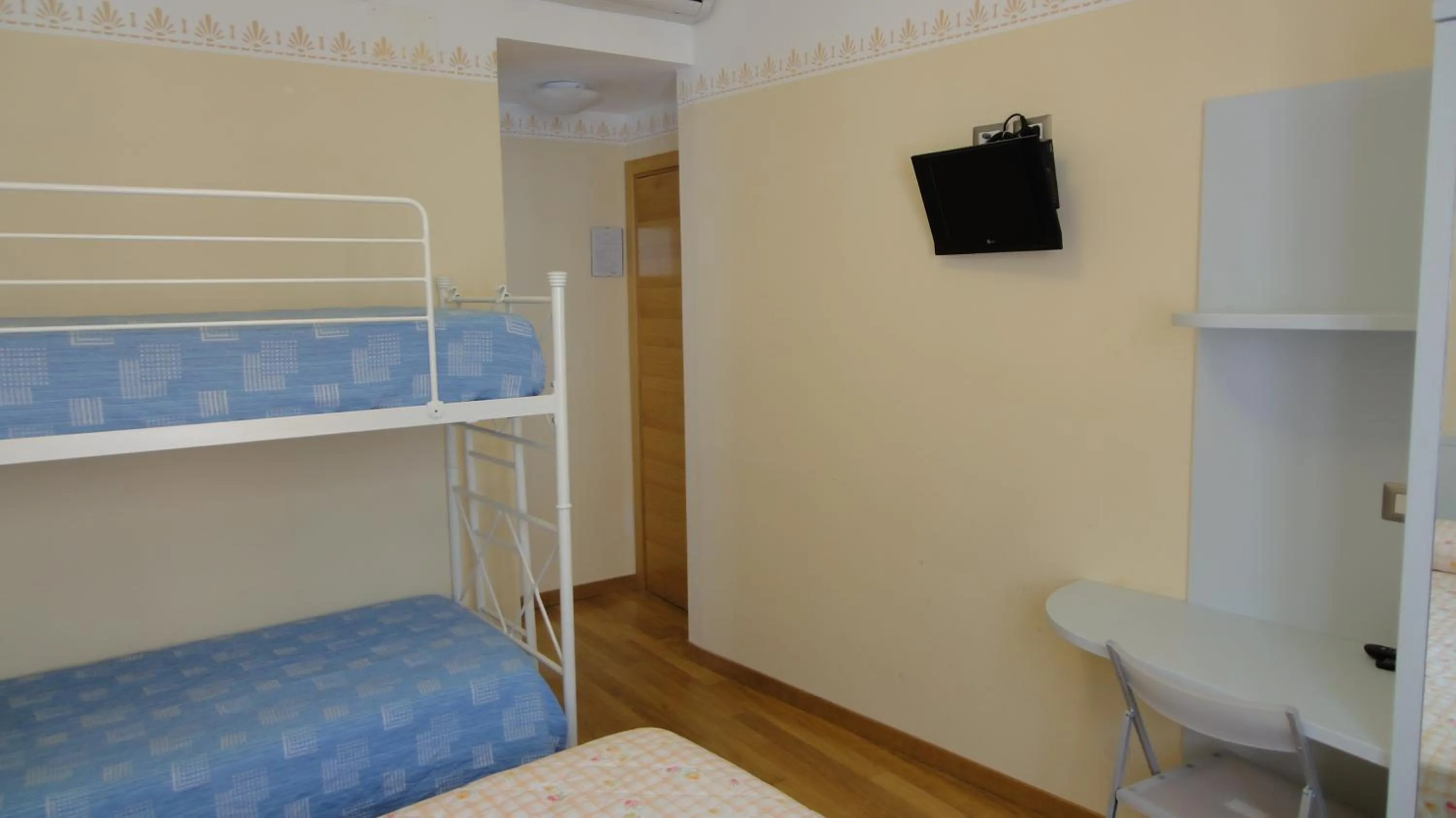 Bed in Hotel Centrale