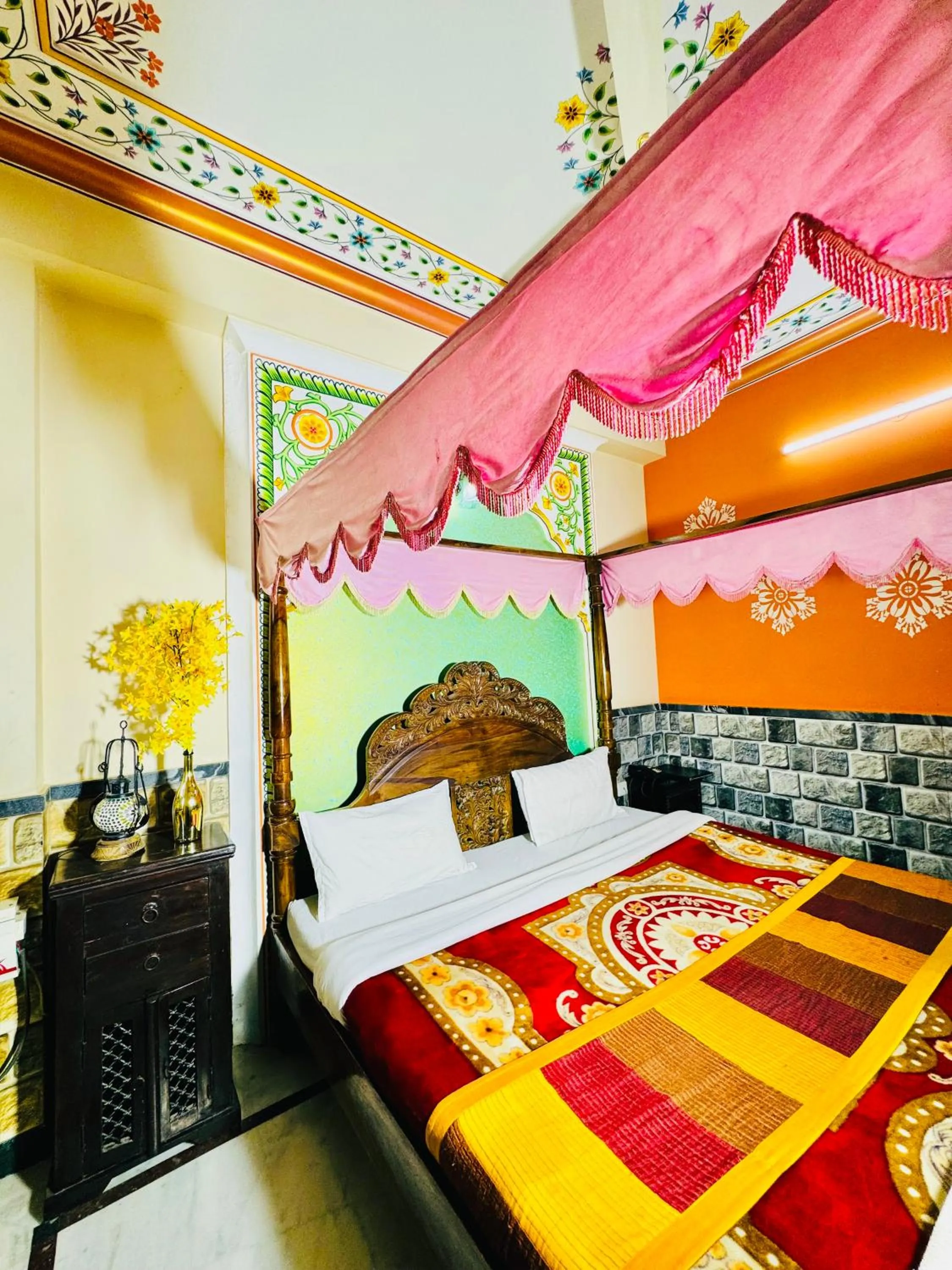 Bedroom, Bed in Hotel Moon Light Palace