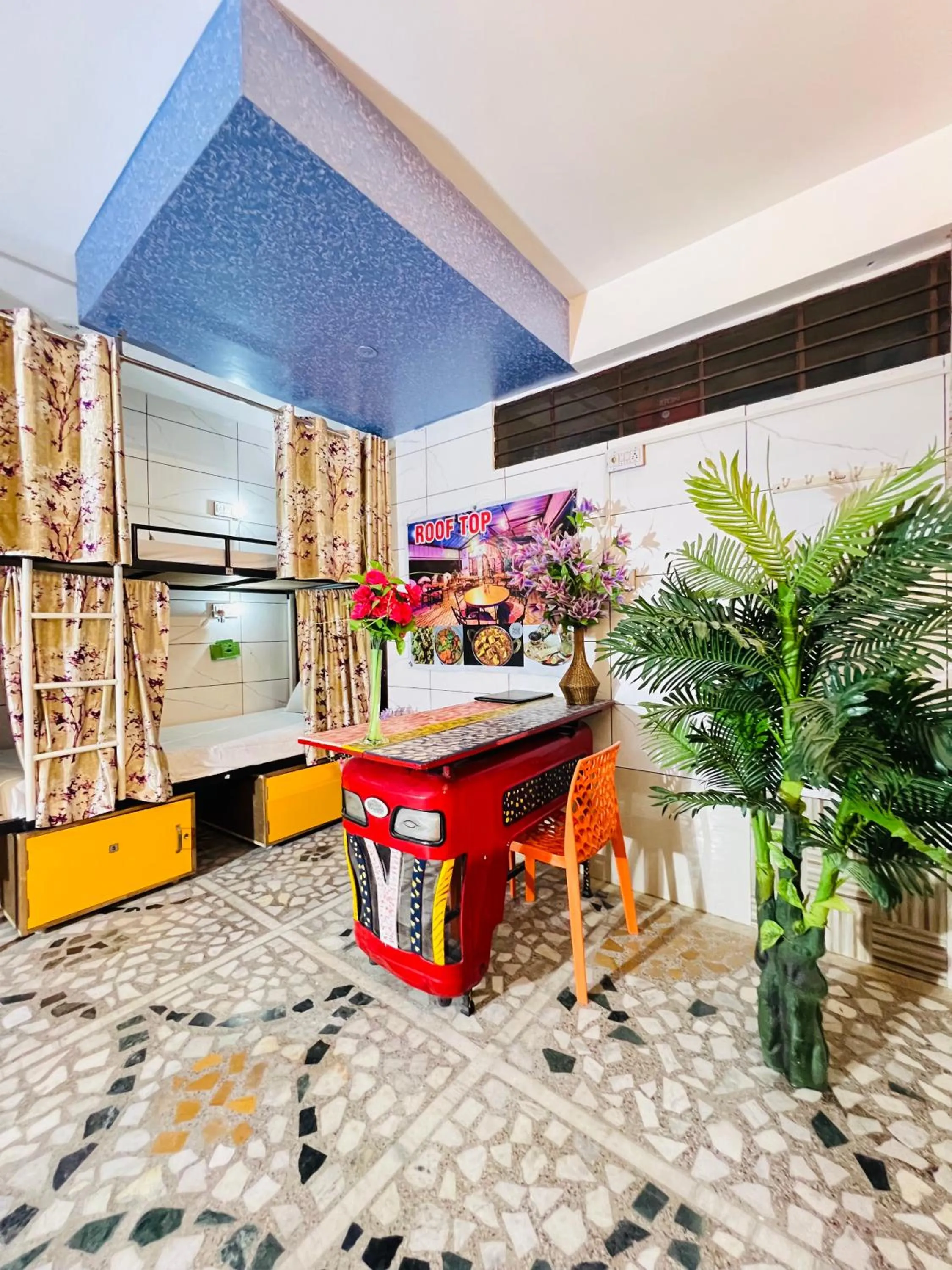 bunk bed in Hotel Moon Light Palace