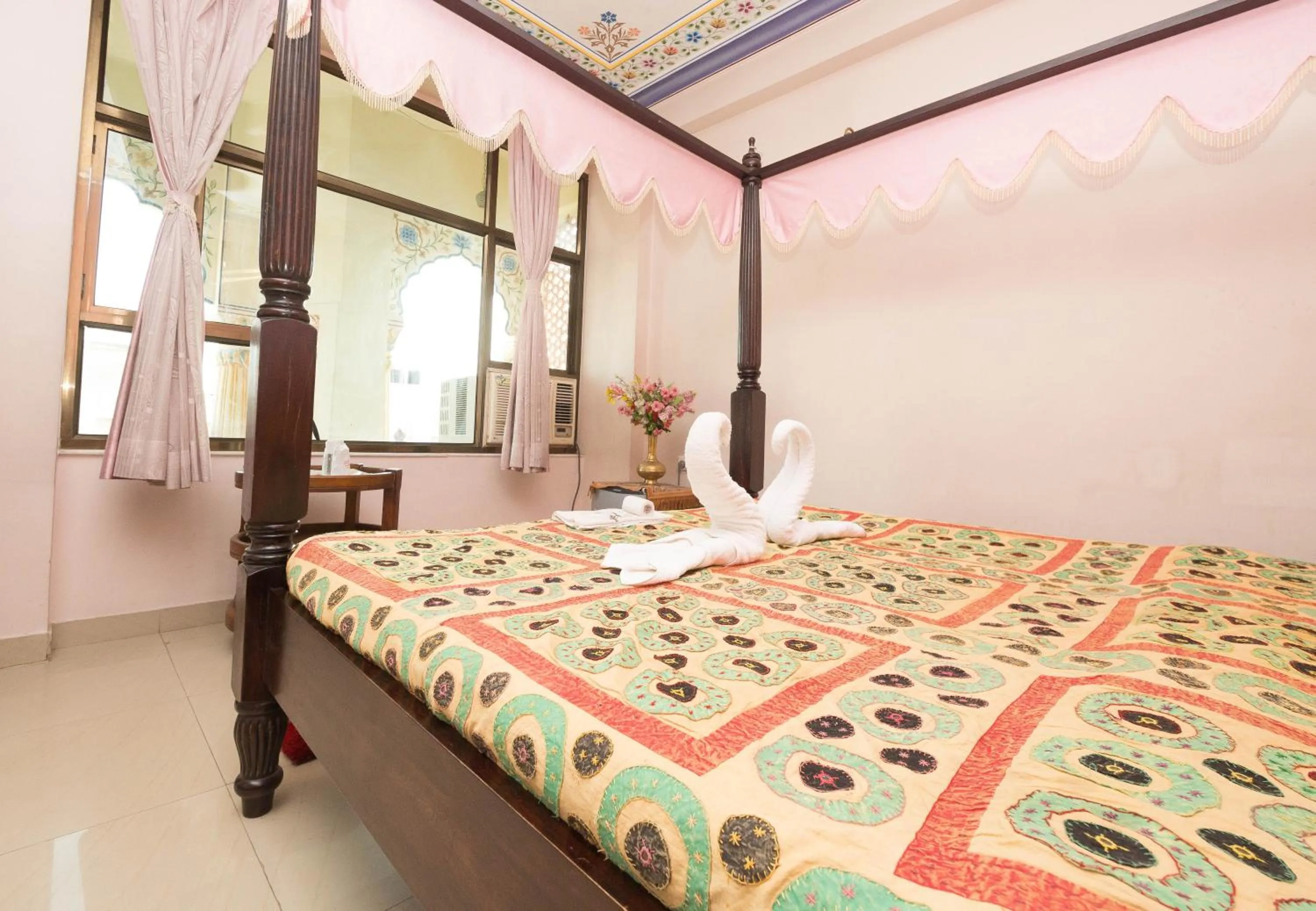 Bedroom, Bed in Hotel Moon Light Palace