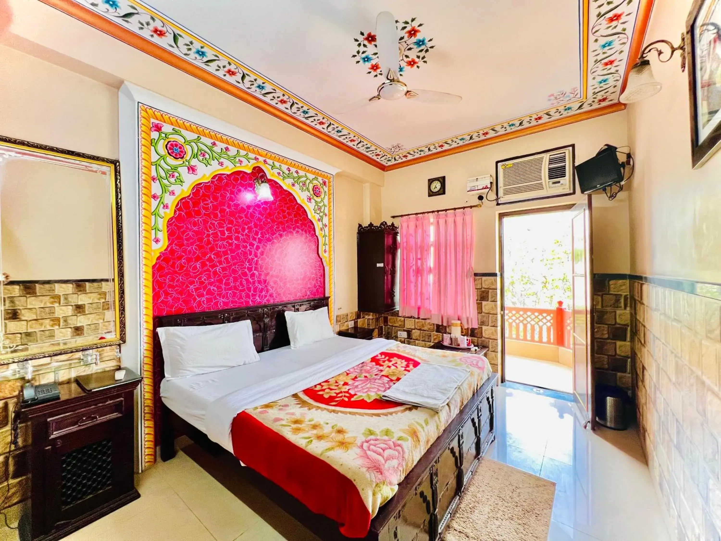 Bed in Hotel Moon Light Palace Bed in Hotel Moon Light Palace