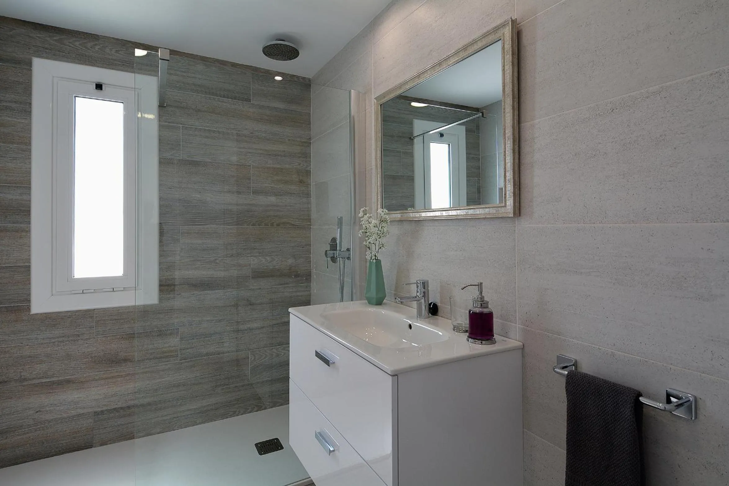 Bathroom in Rociega B