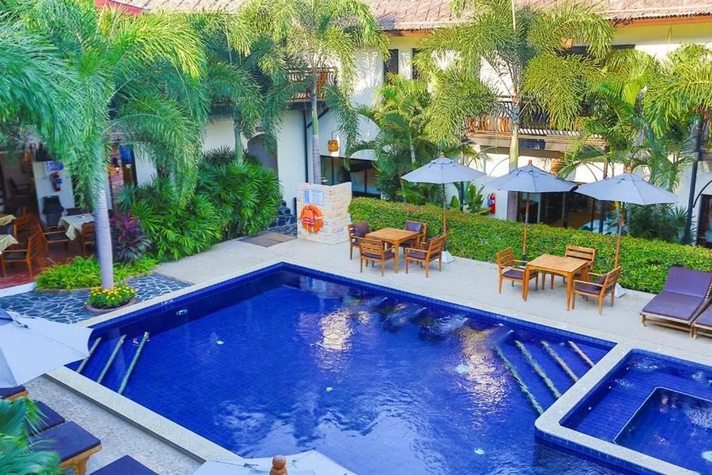 Property building in Pa Prai Villas and Suites Resort