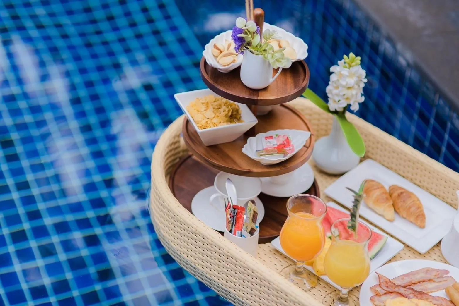 Food in Pa Prai Villas and Suites Resort