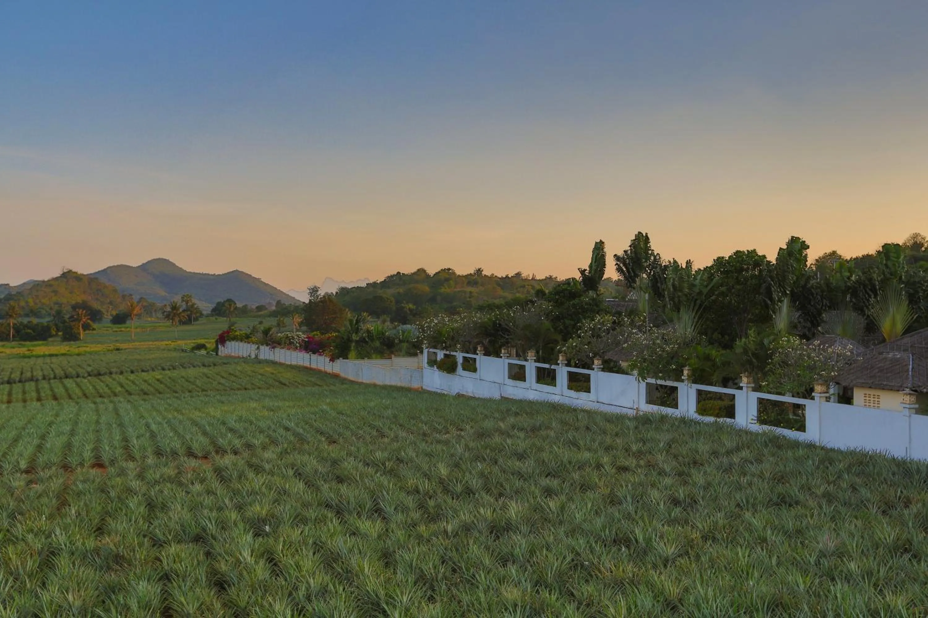 Pa Prai Villas and Suites Resort