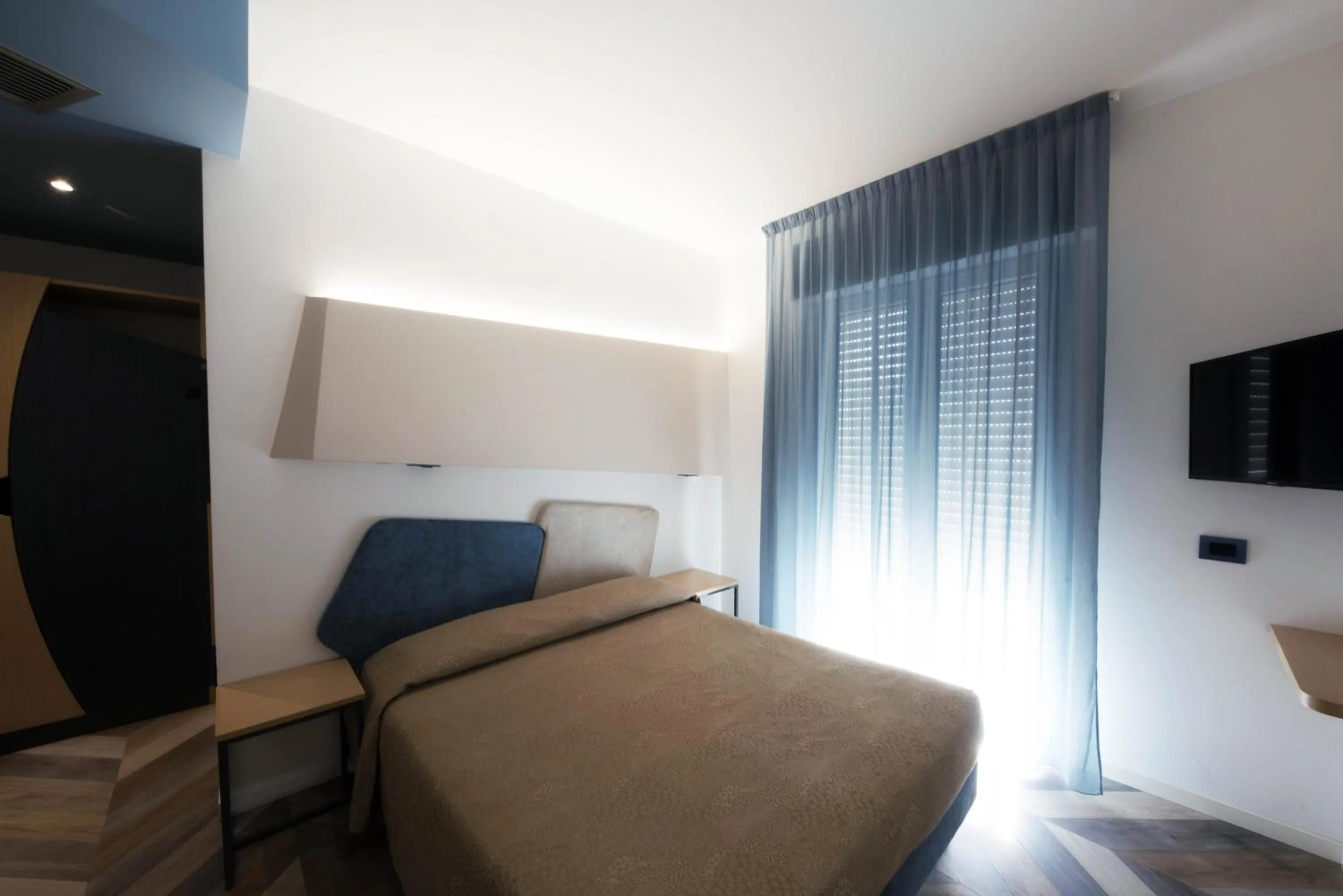 Bed in Color Hotel Rimini