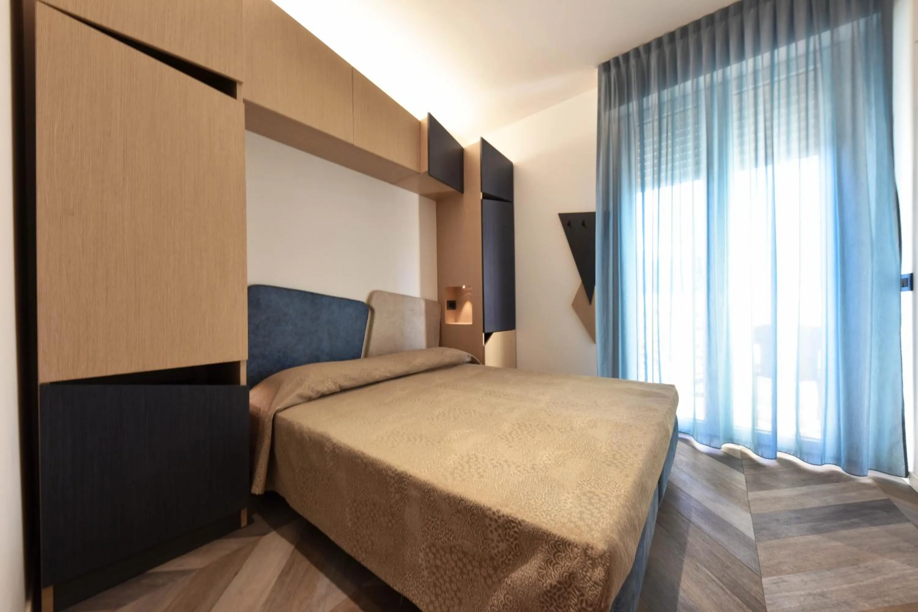 Bed in Color Hotel Rimini