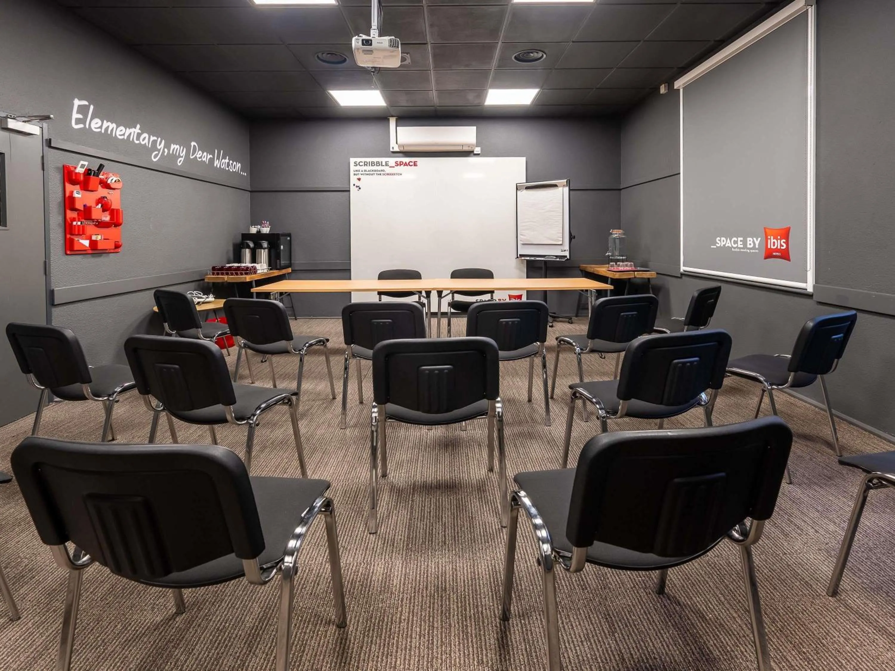 Meeting/conference room in ibis Portsmouth