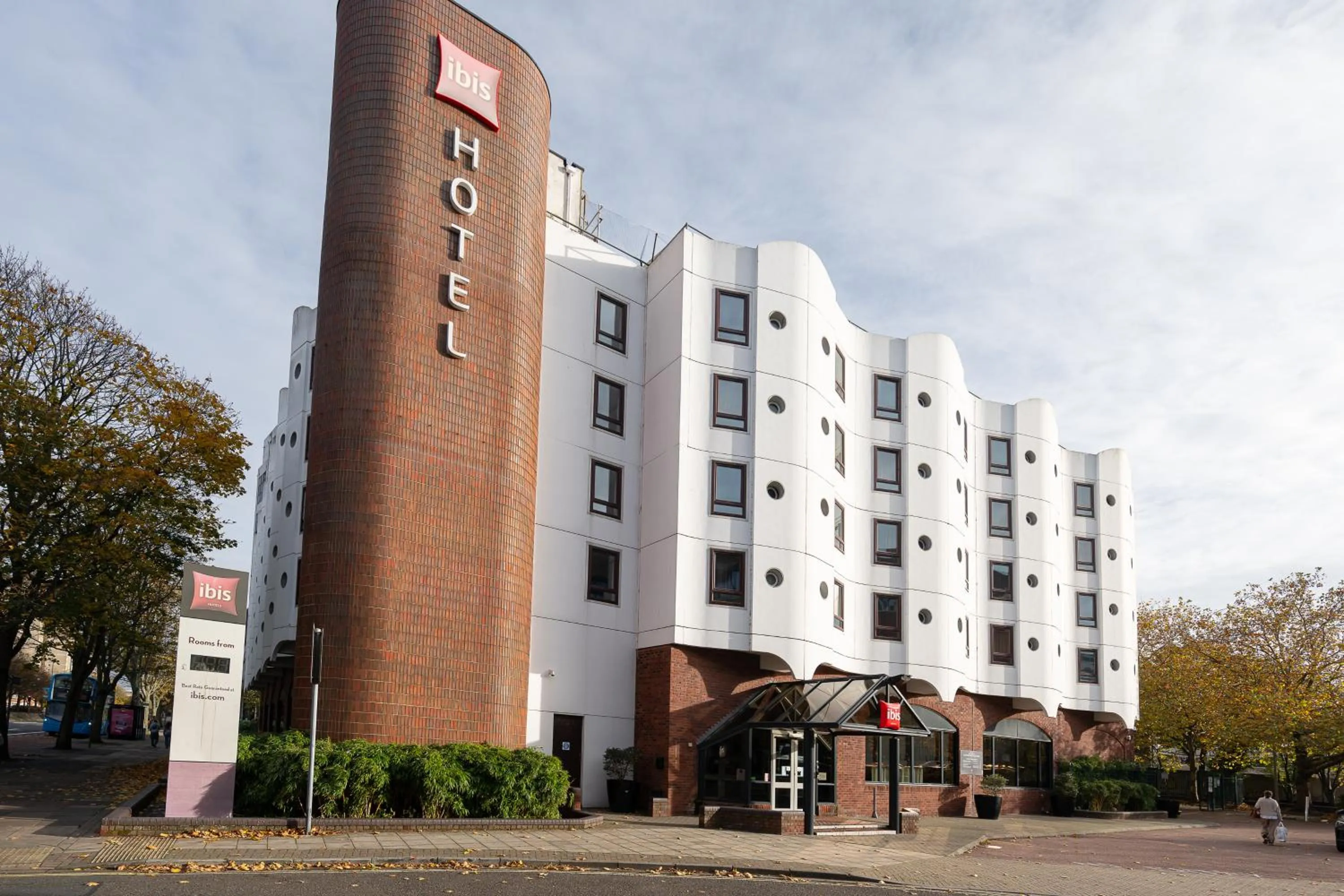 Property building in ibis Portsmouth