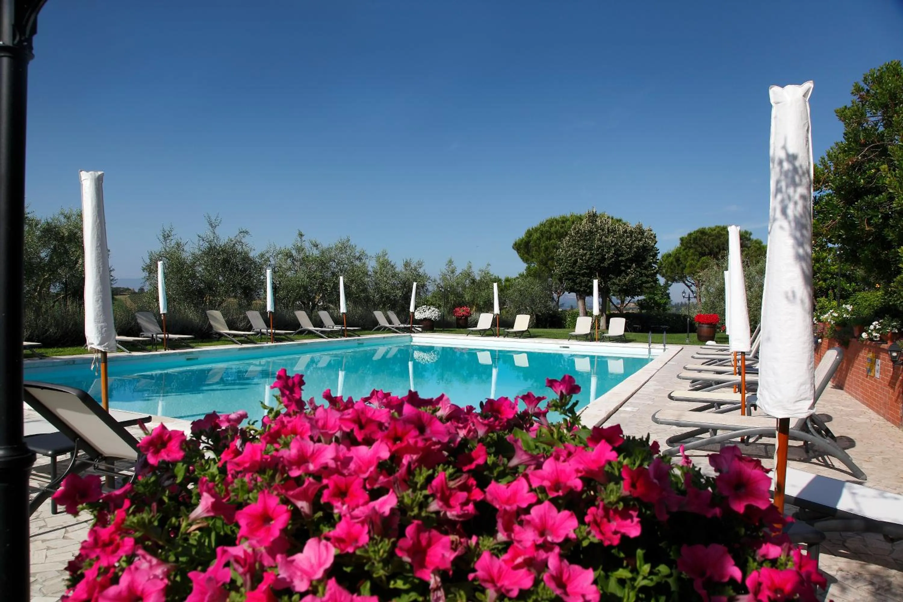 Day in Borgo Tre Rose