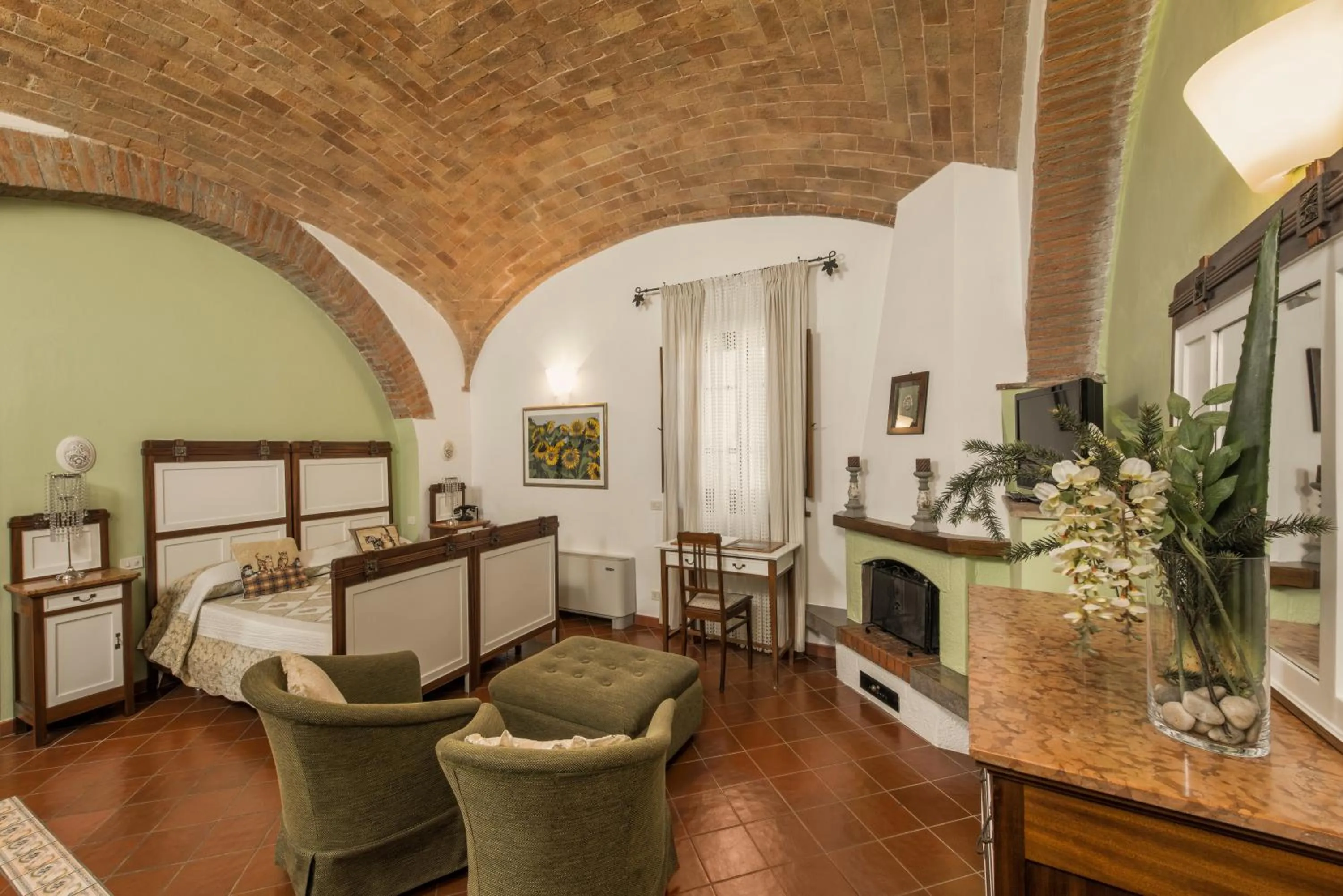 Photo of the whole room in Borgo Tre Rose