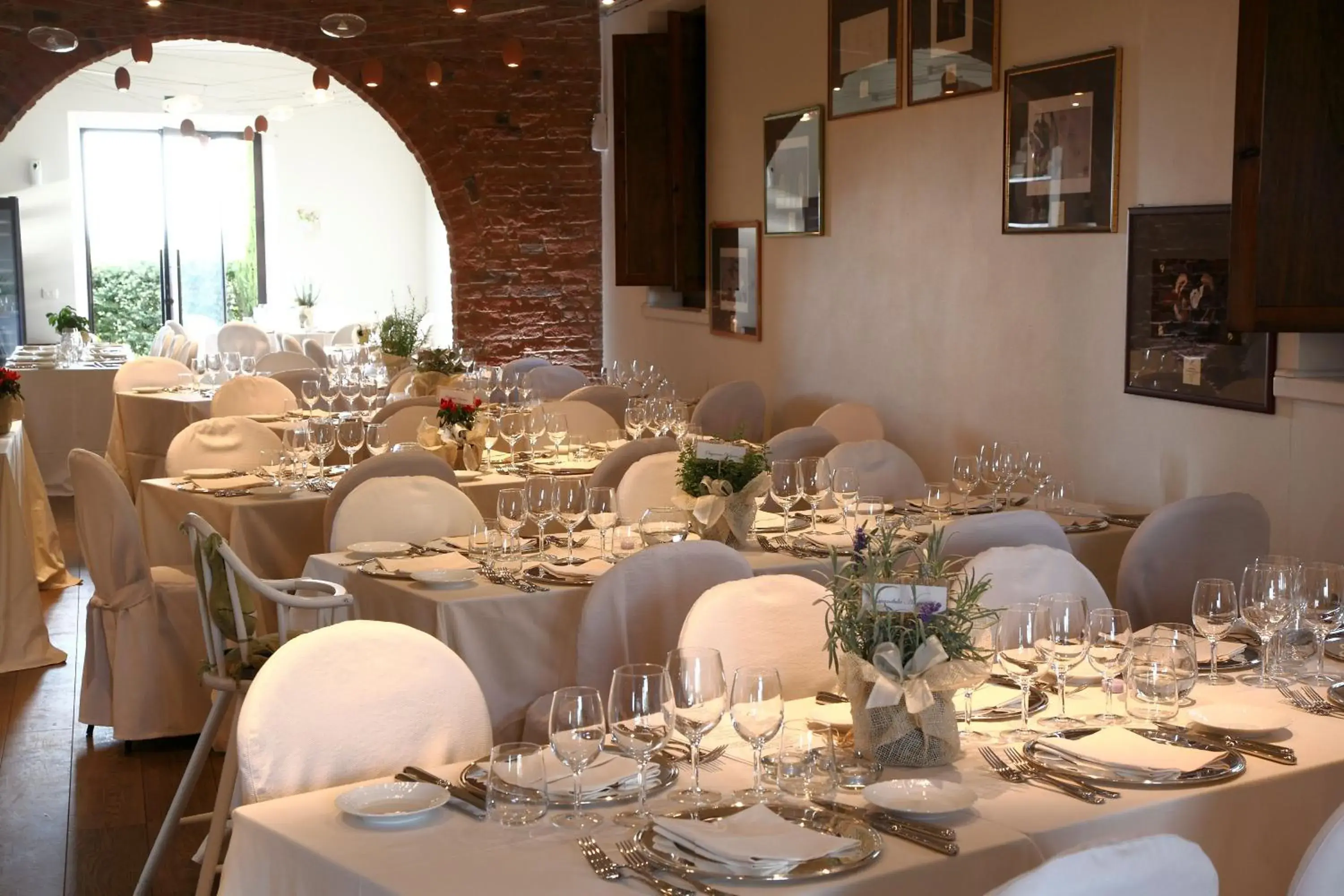 Restaurant/places to eat in Borgo Tre Rose Restaurant/places to eat in Borgo Tre Rose