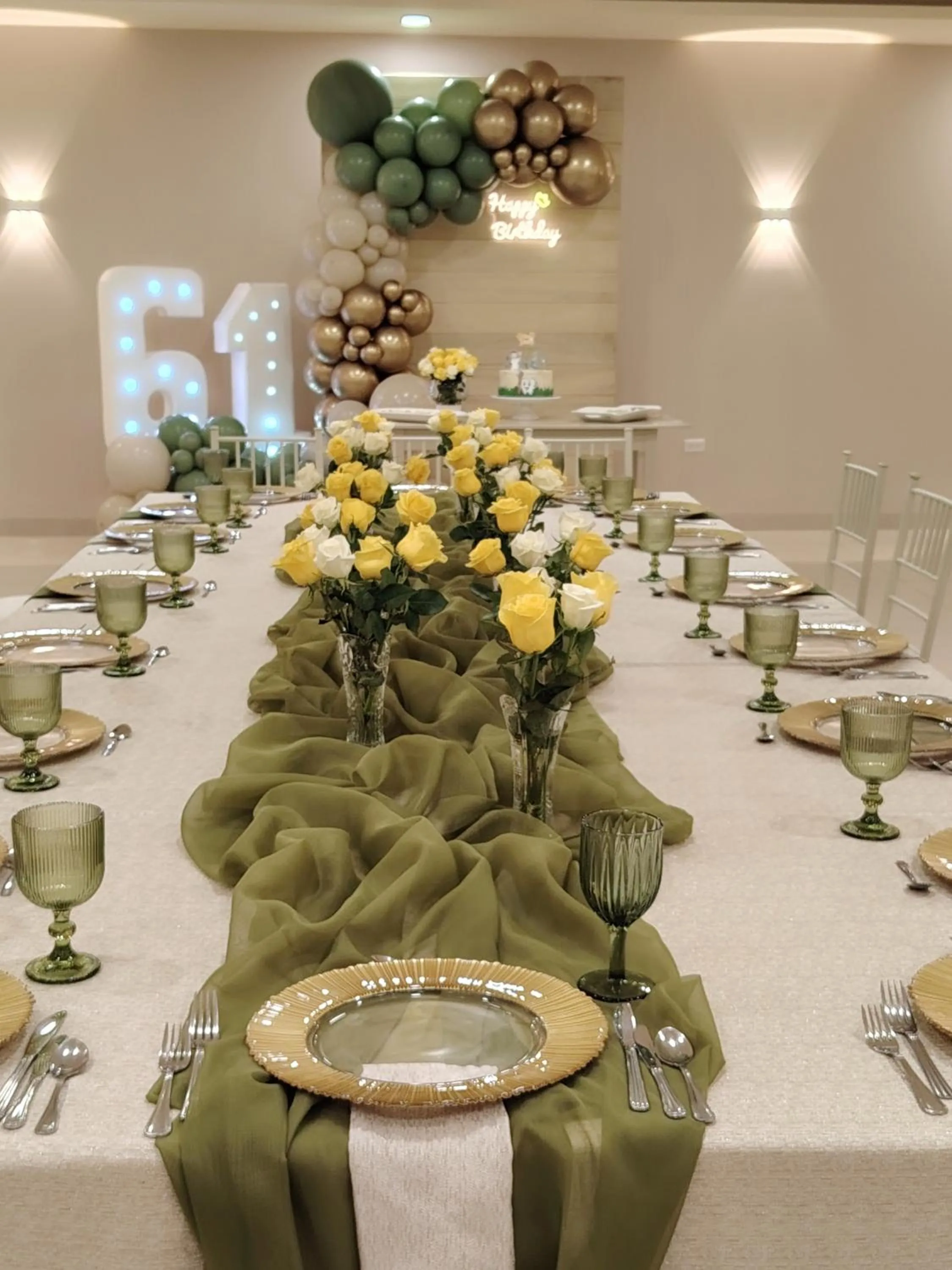 Restaurant/places to eat in Ceibo Real