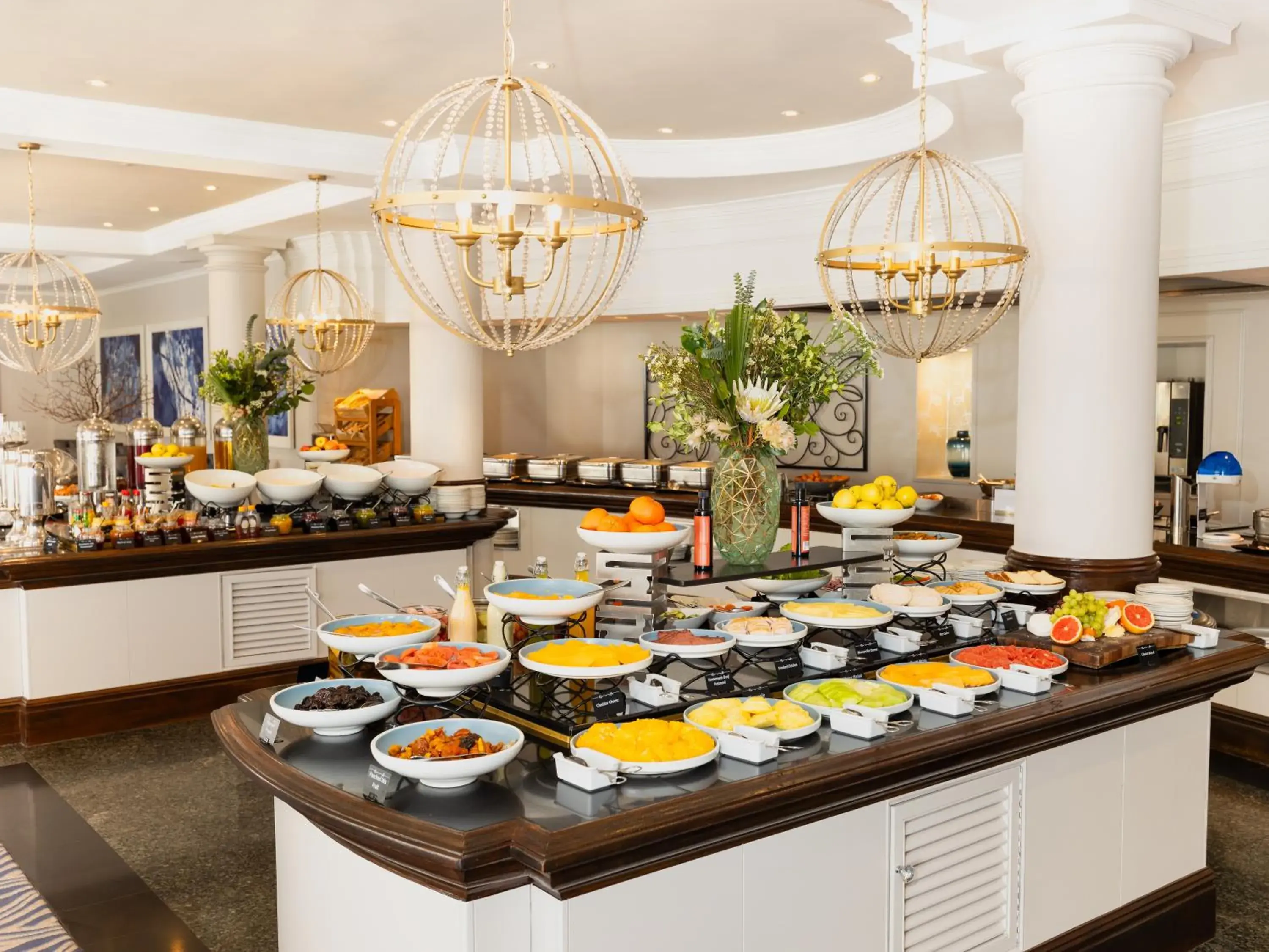 Breakfast in Southern Sun The Cullinan Breakfast in Southern Sun The Cullinan