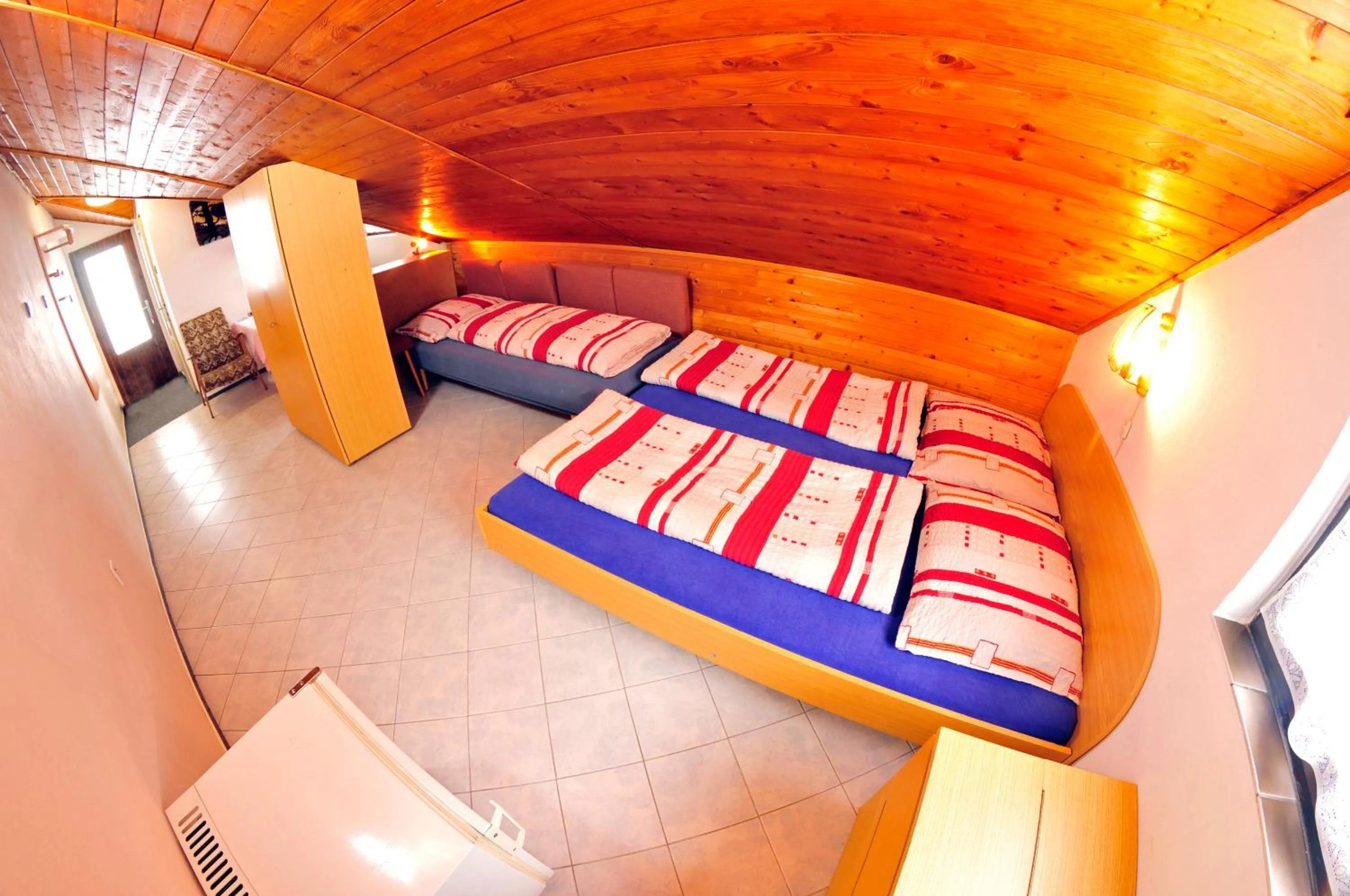 Standard Triple Room with Private Entrance - single occupancy in Pension 444 - Ski Resort Herlikovice and Bubakov
