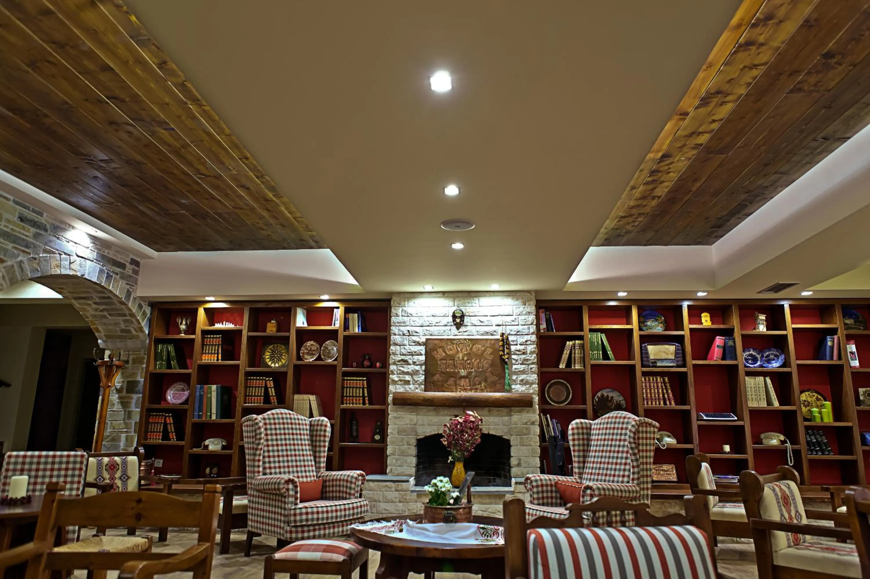 Library in Manthos Mountain Resort & Spa
