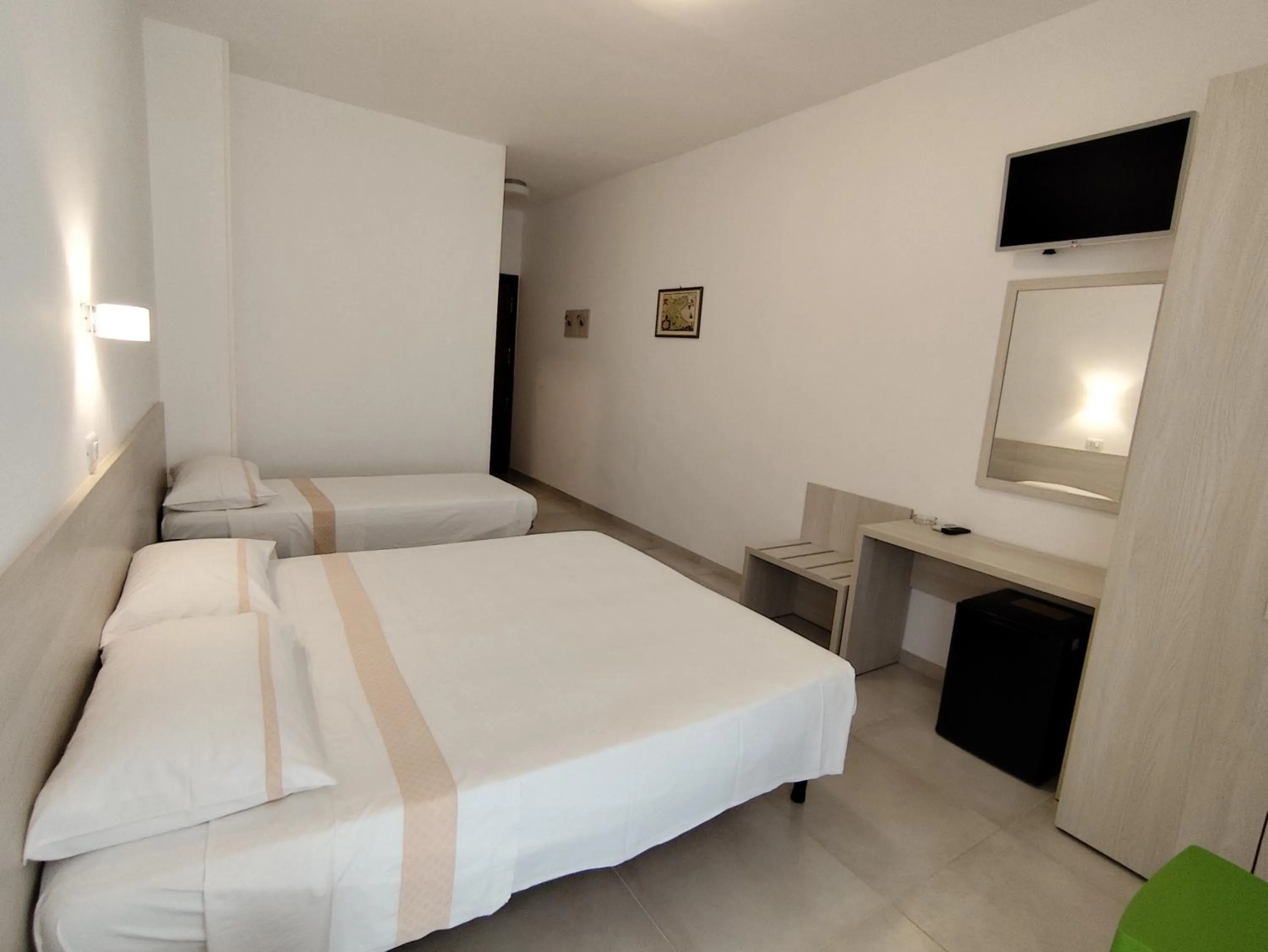 Triple Room in Hotel Sfinalicchio