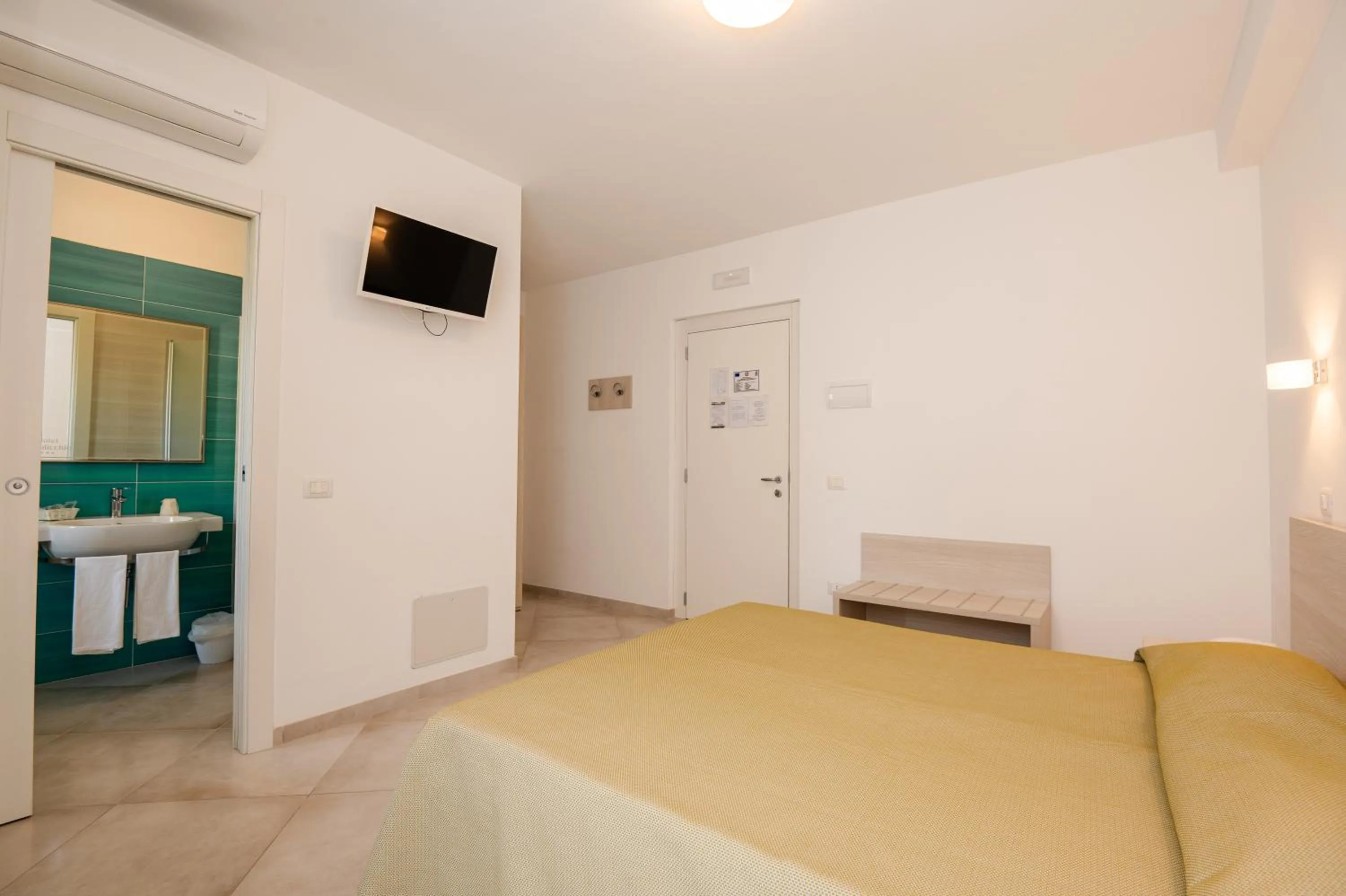 Bedroom, Bed in Hotel Sfinalicchio