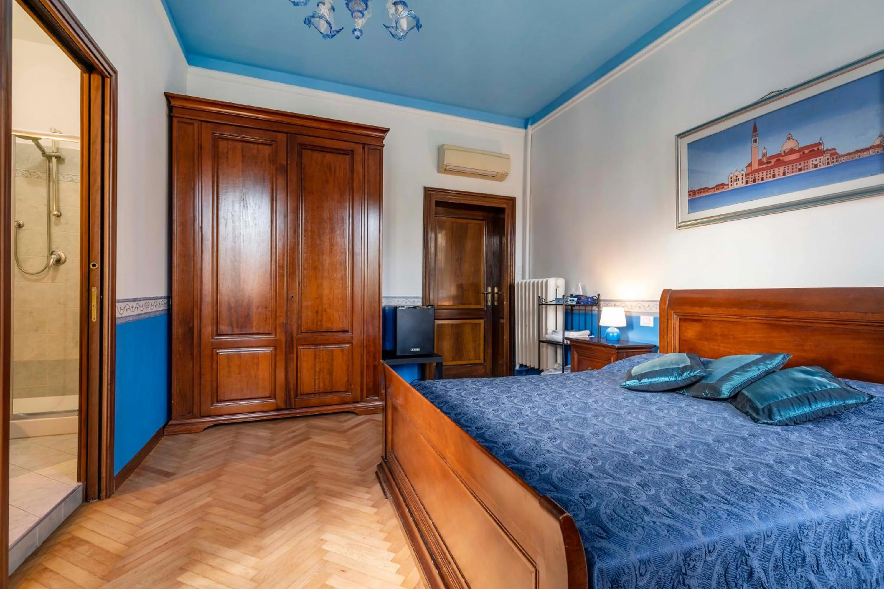 Bed in Bed and Breakfast Casa delle Rose Lido Venezia