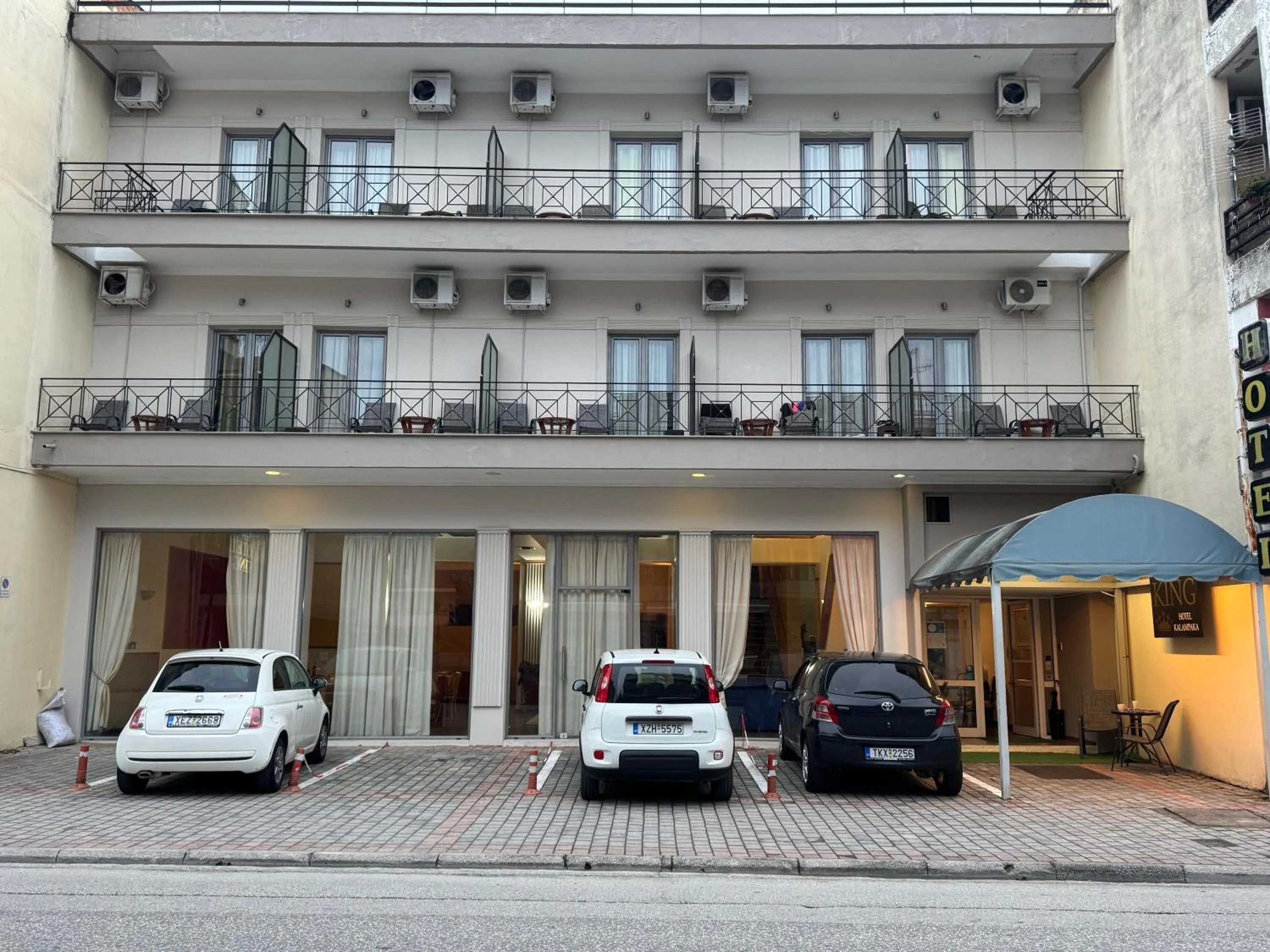 Property building in Hotel King