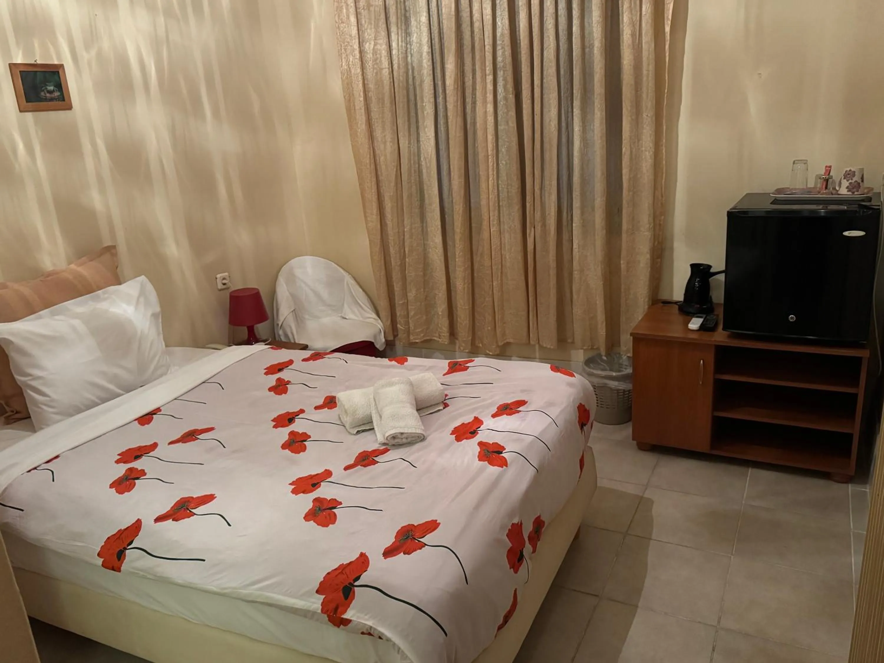 Bedroom, Bed in Hotel King