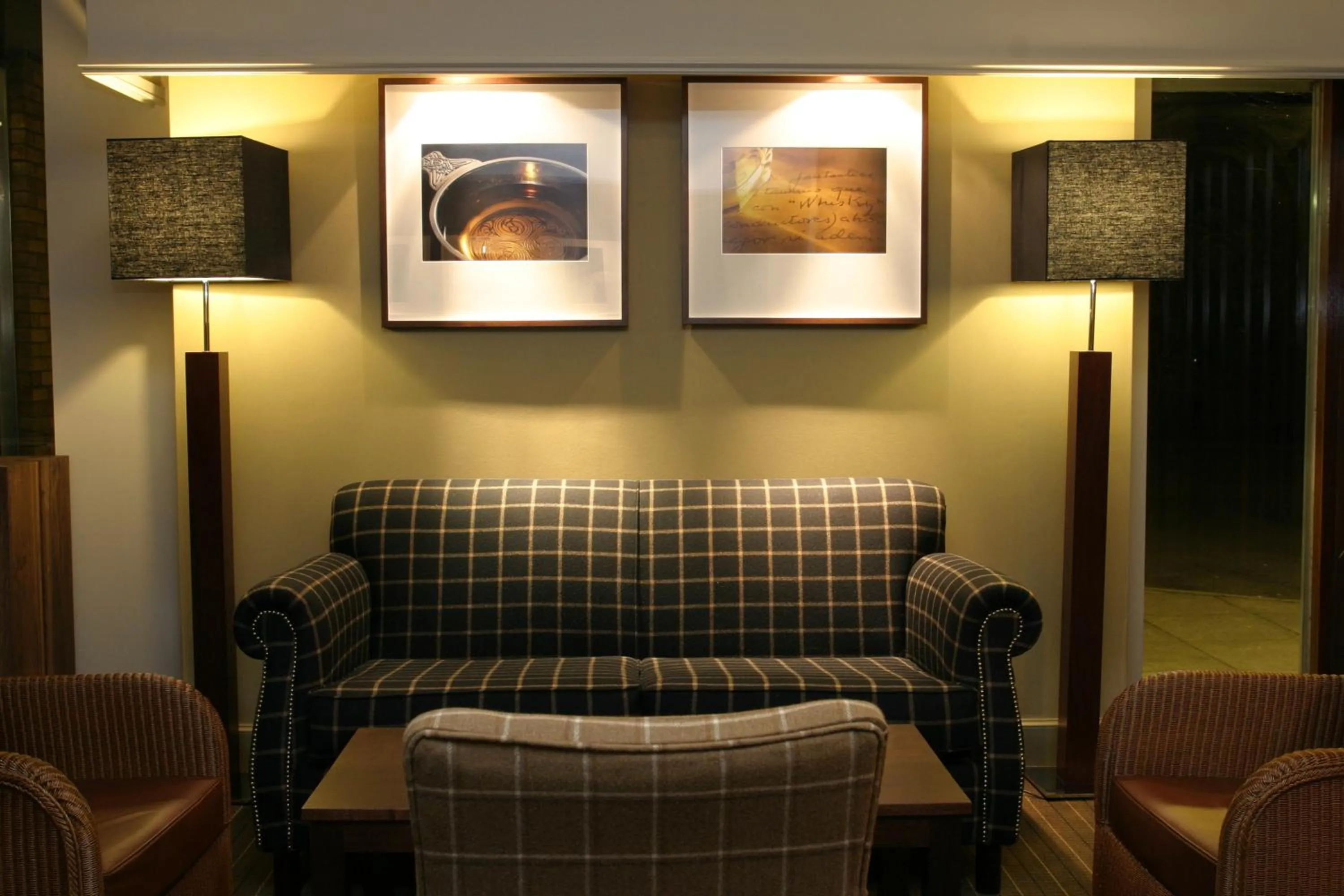 Lounge or bar in Eight Acres Hotel