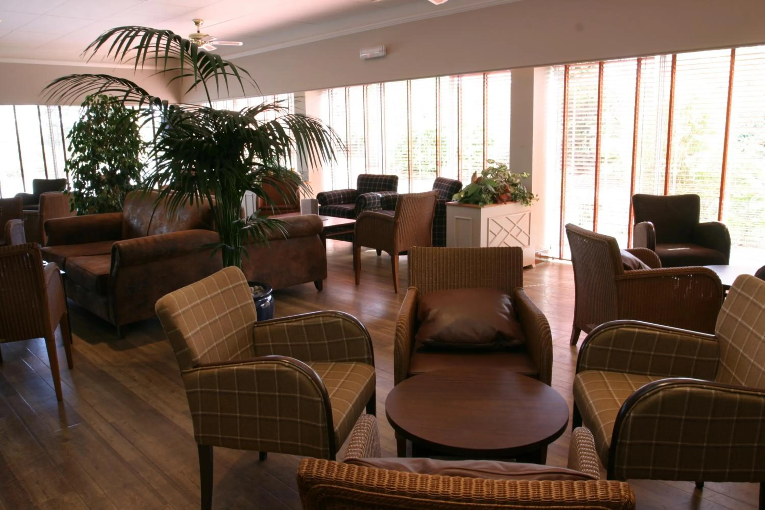 Lounge or bar in Eight Acres Hotel