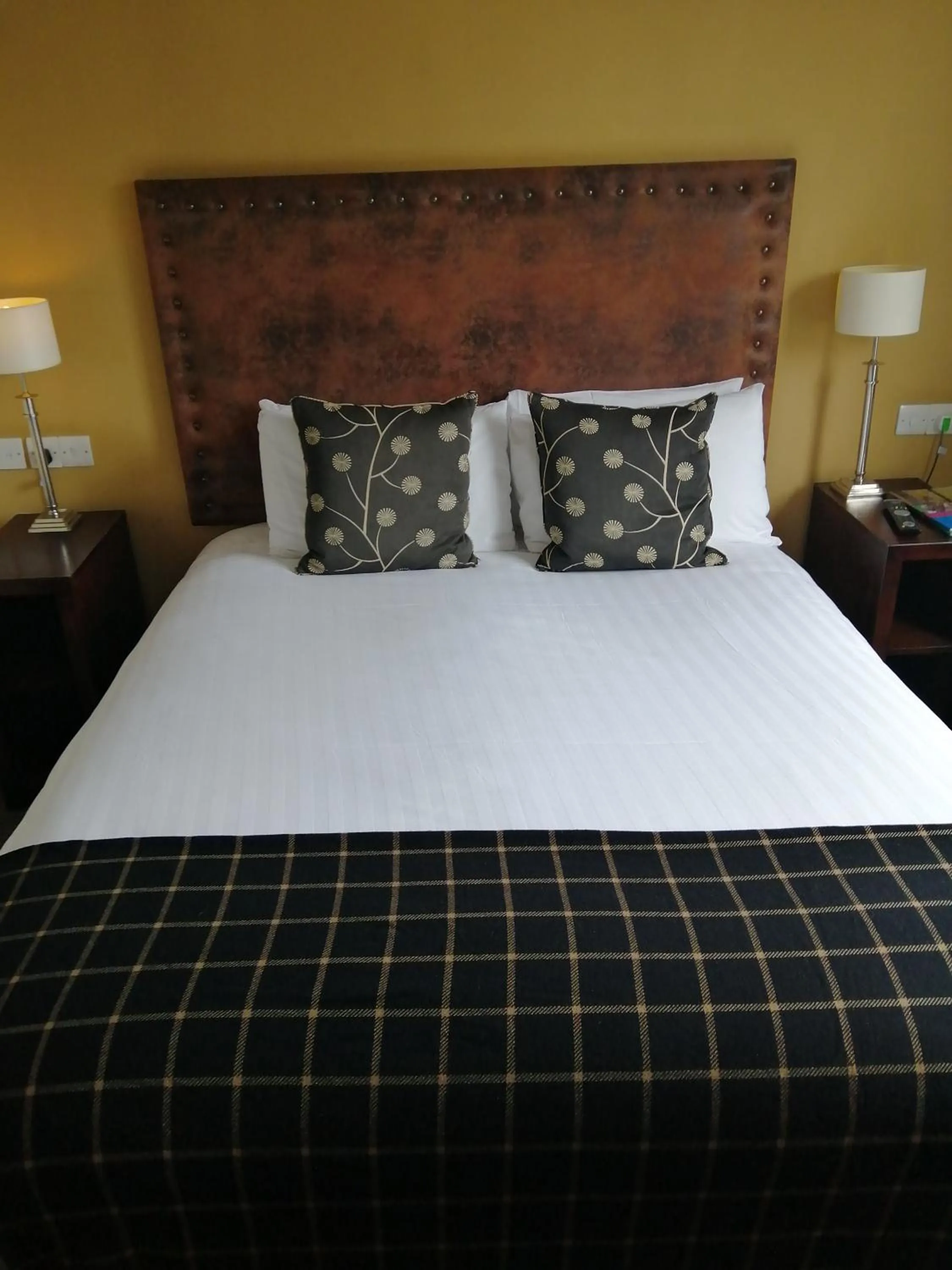 Bed in Eight Acres Hotel