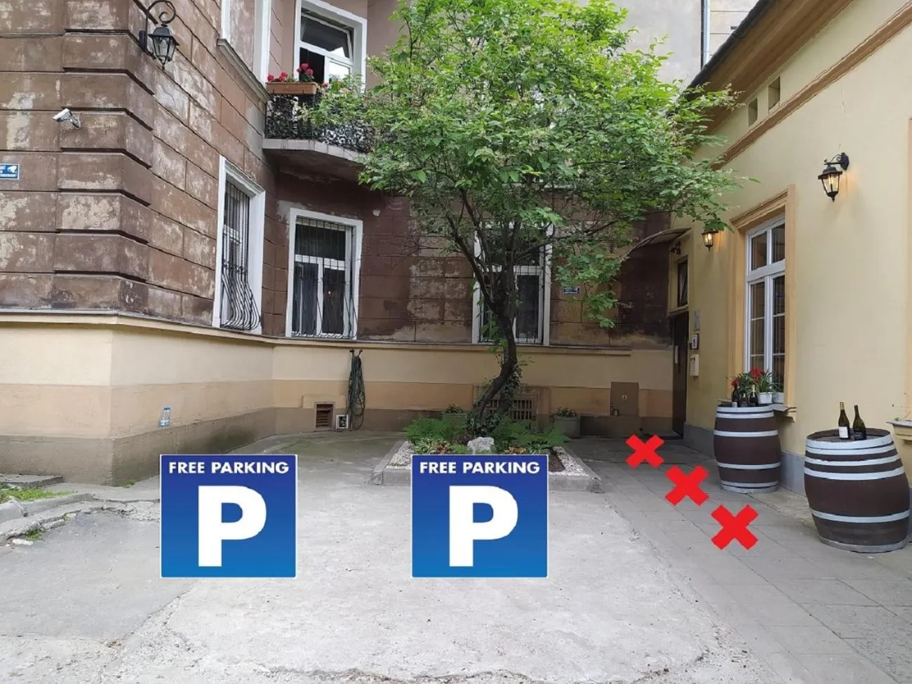 Parking in Red Kurka Apartments
