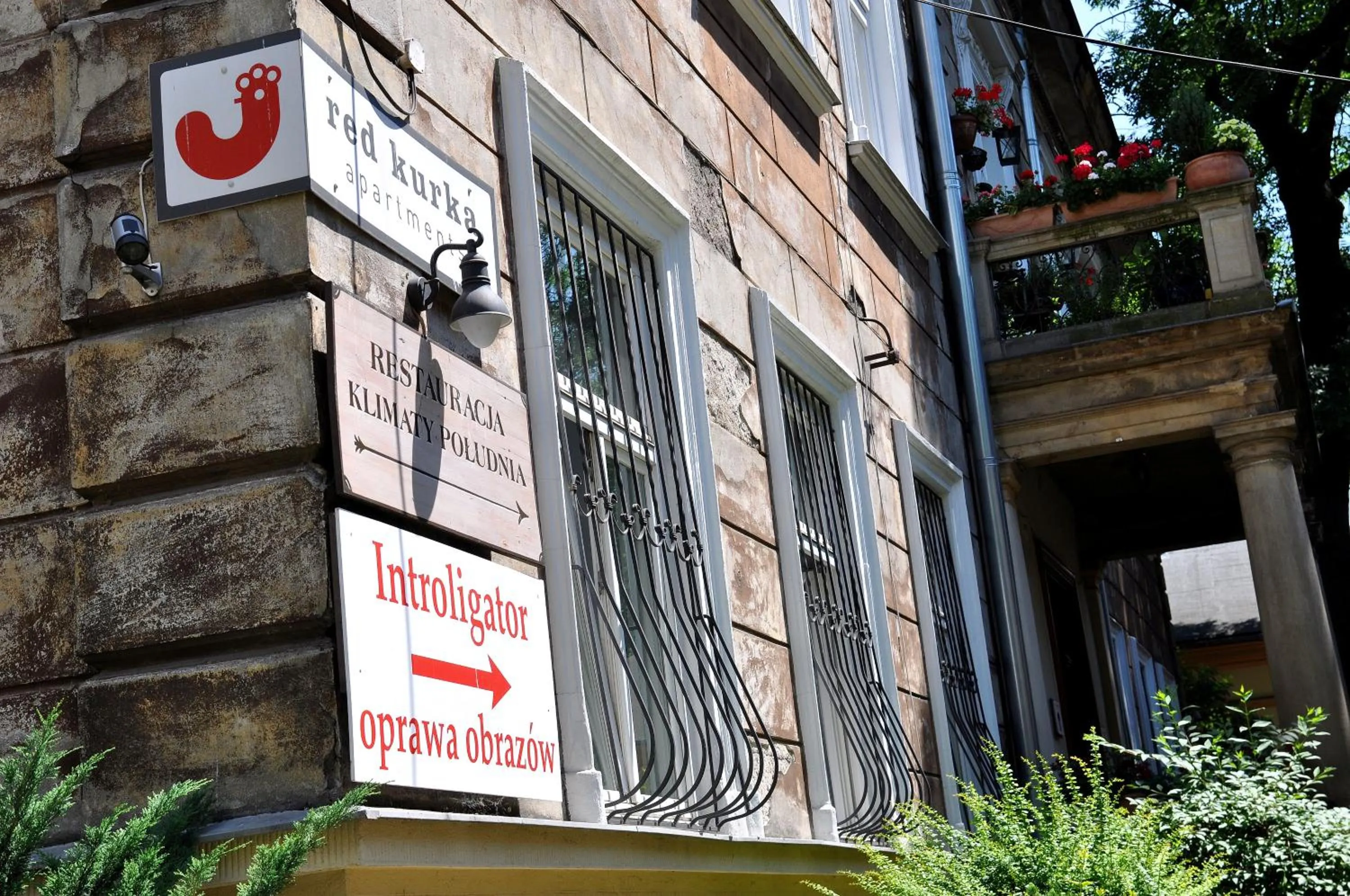 Facade/entrance in Red Kurka Apartments