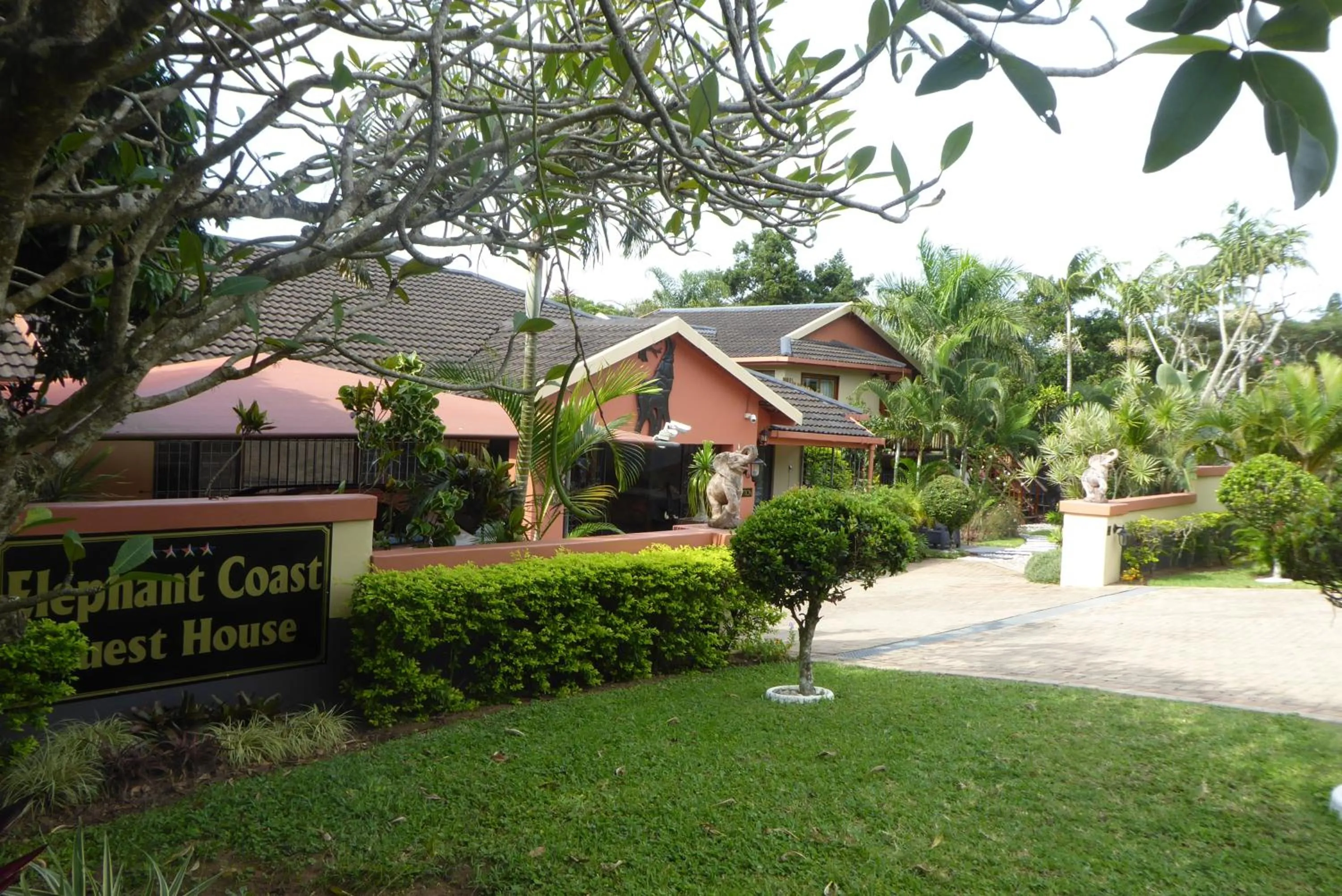 Property building in Elephant Coast Guesthouse